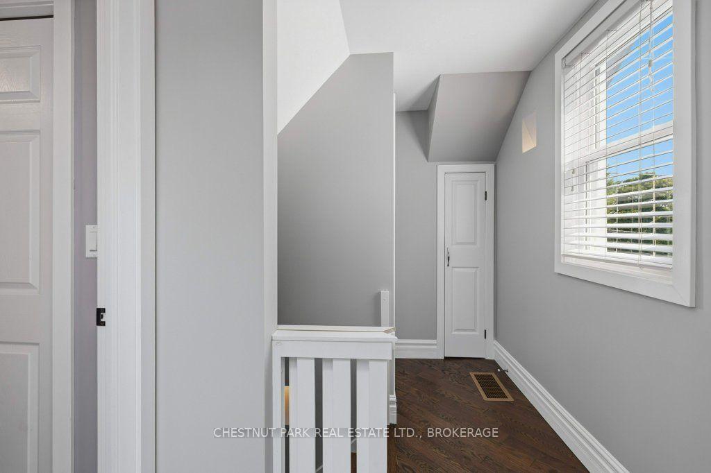 Photo 20 of 318 York Street, Kingston, East of Sir John A. Blvd — HOMEH