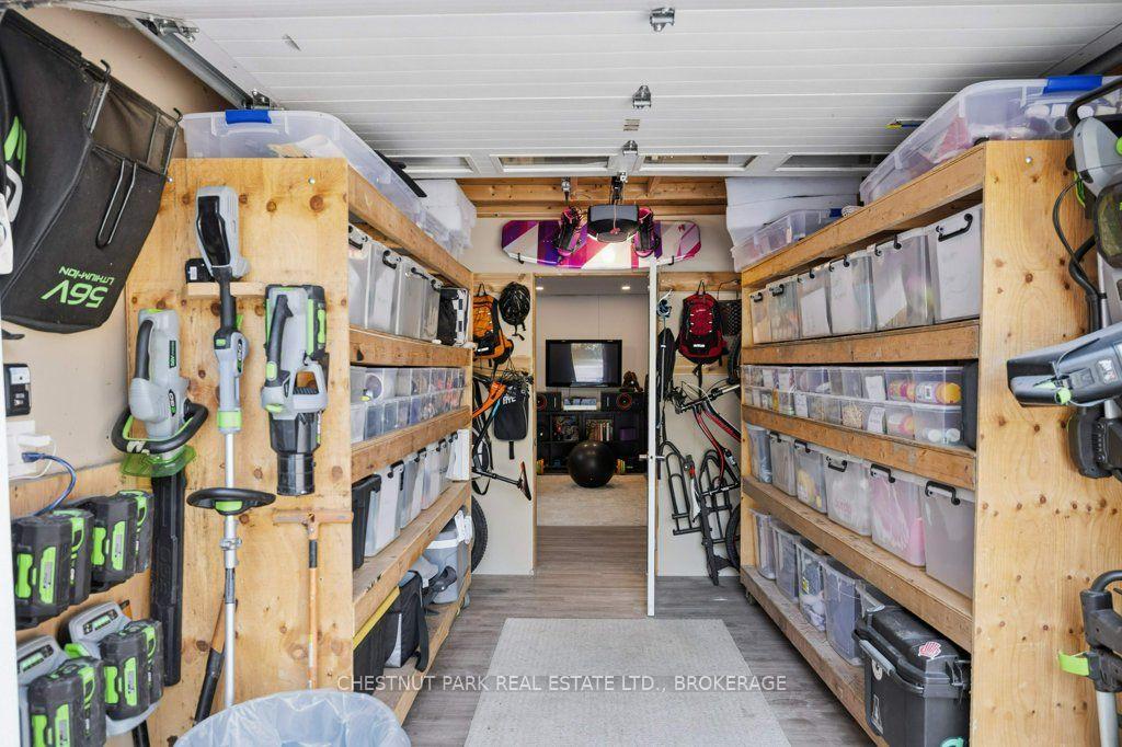 Photo 29 of 318 York Street, Kingston, East of Sir John A. Blvd — HOMEH