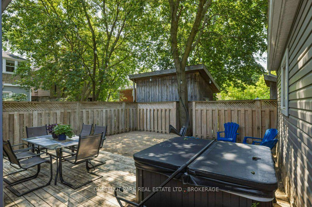 Photo 32 of 318 York Street, Kingston, East of Sir John A. Blvd — HOMEH