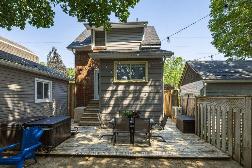 Photo 33 of 318 York Street, Kingston, East of Sir John A. Blvd — HOMEH