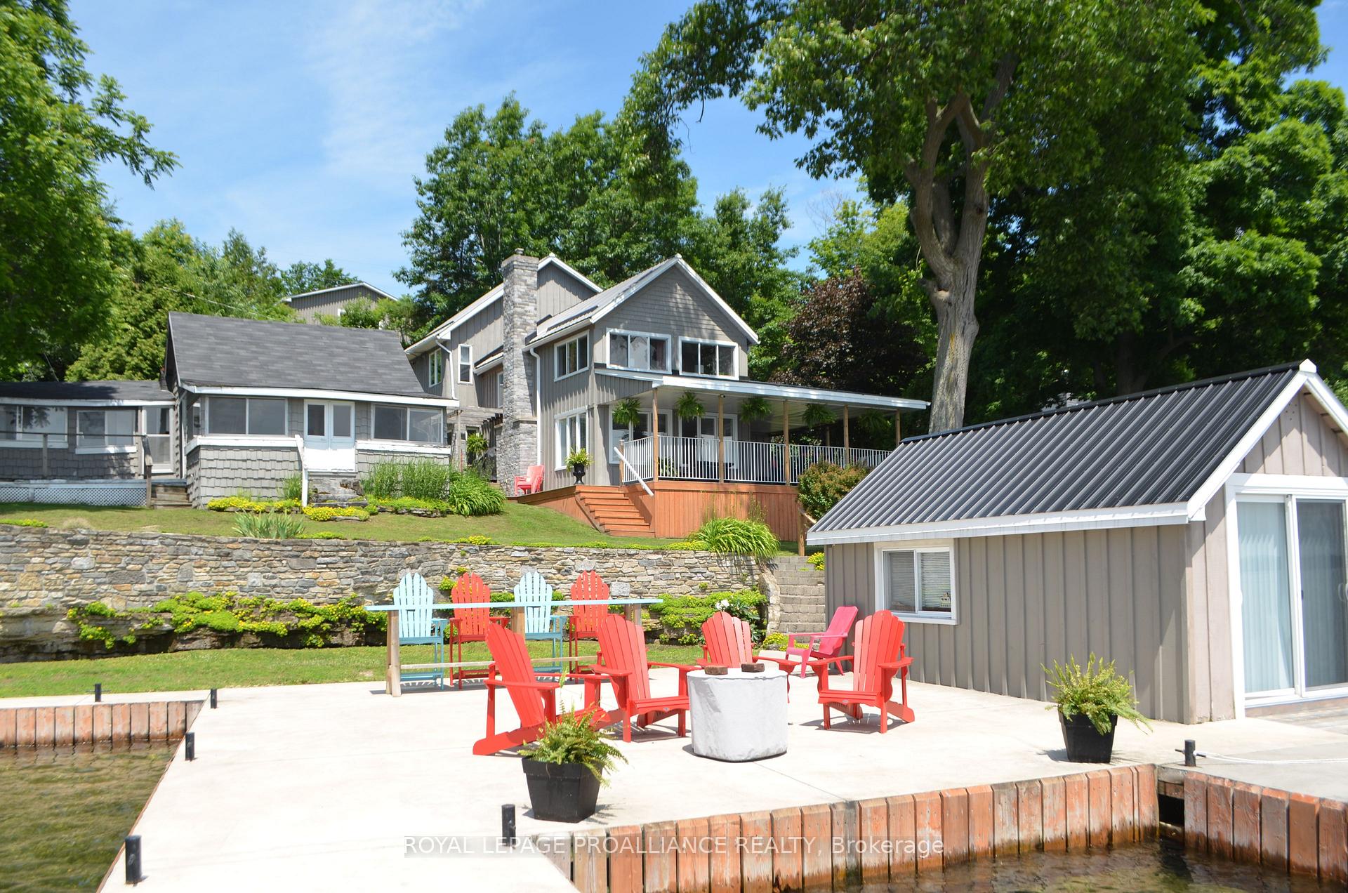 Photo 2 of 233 Brockmere Cliff Drive, Elizabethtown-Kitley, Elizabethtown Kitley (Old Kitley) Twp — HOMEH
