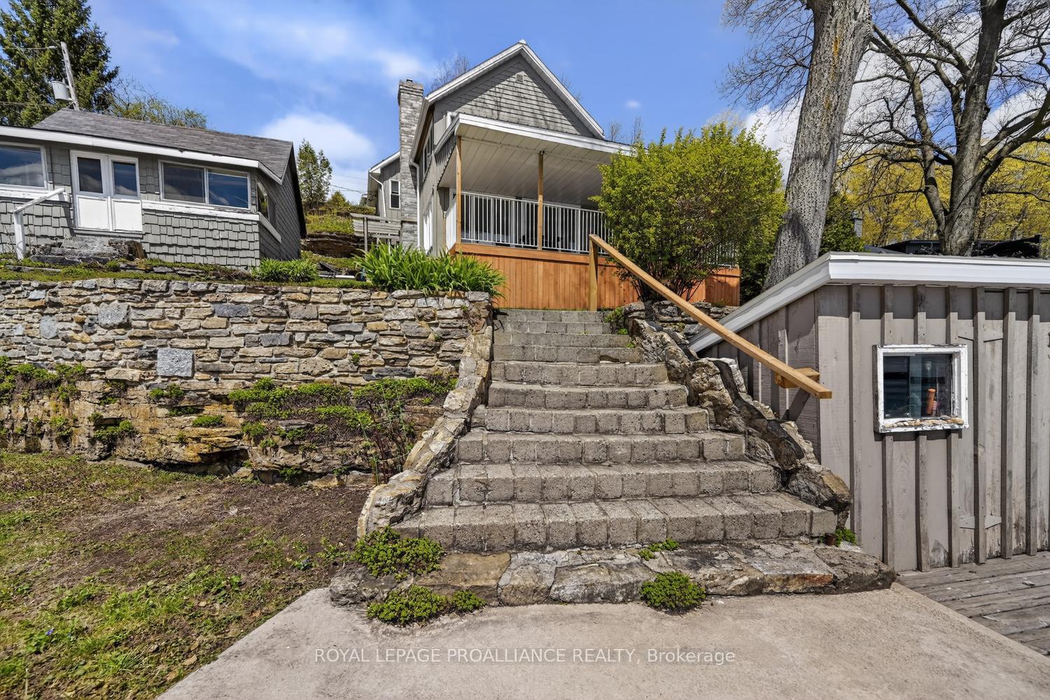 Photo 11 of 233 Brockmere Cliff Drive, Elizabethtown-Kitley, Elizabethtown Kitley (Old Kitley) Twp — HOMEH