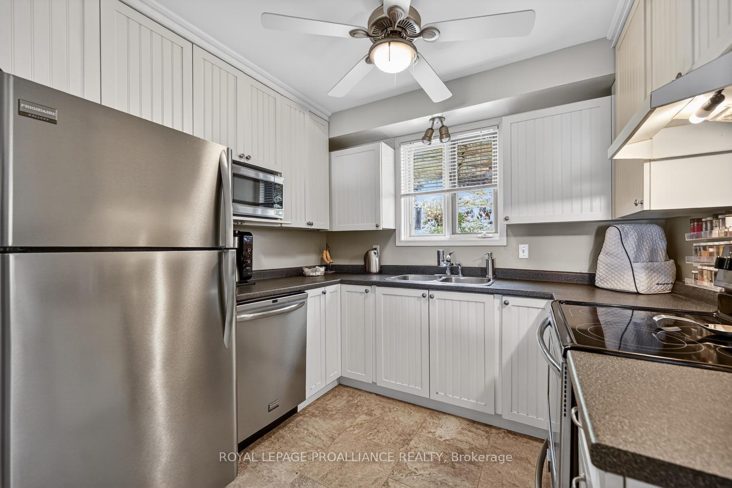 Photo 25 of 233 Brockmere Cliff Drive, Elizabethtown-Kitley, Elizabethtown Kitley (Old Kitley) Twp — HOMEH