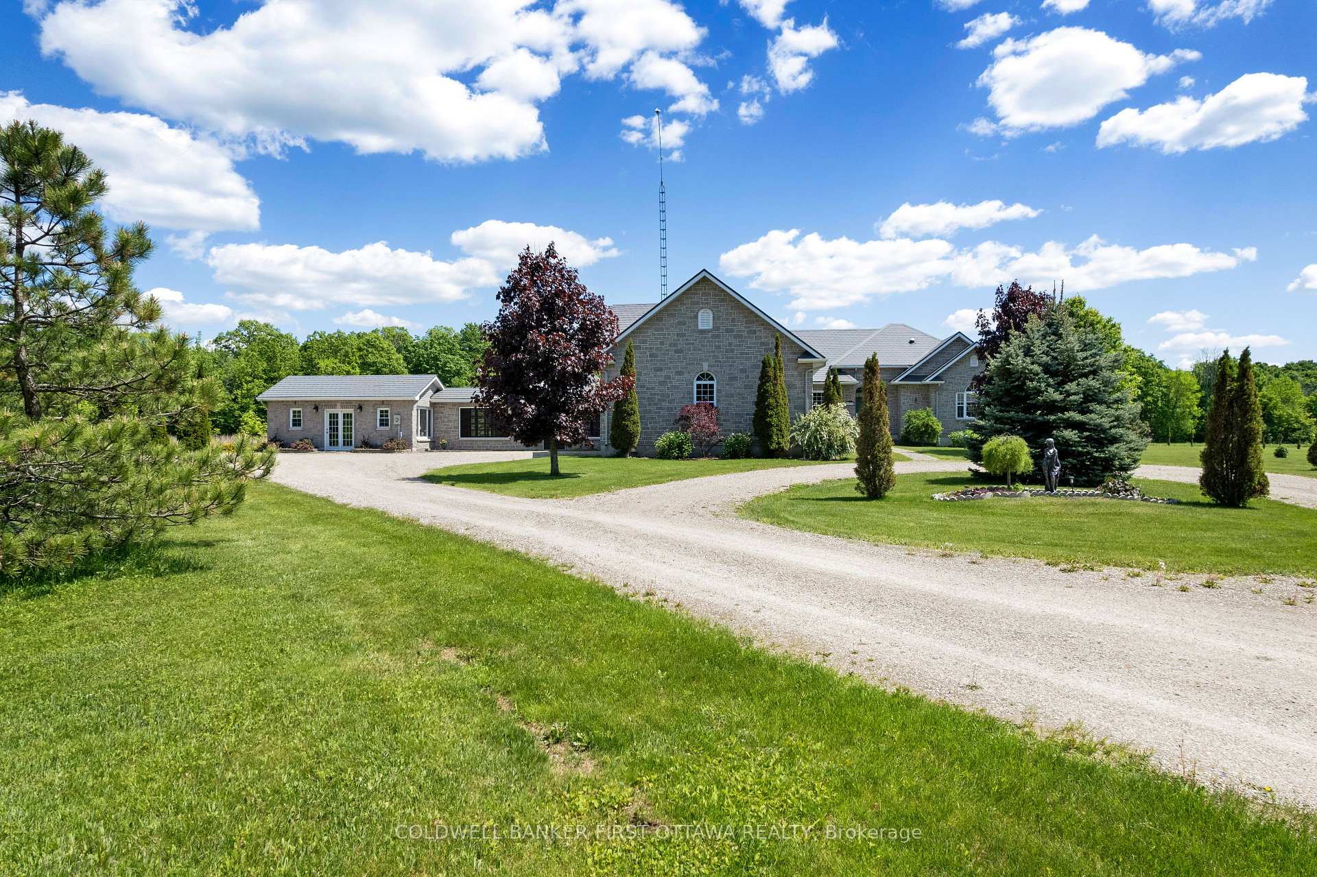 Photo 6 of 1111 West Shore Drive, Drummond/North Elmsley, Drummond N Elmsley (Drummond) Twp — HOMEH