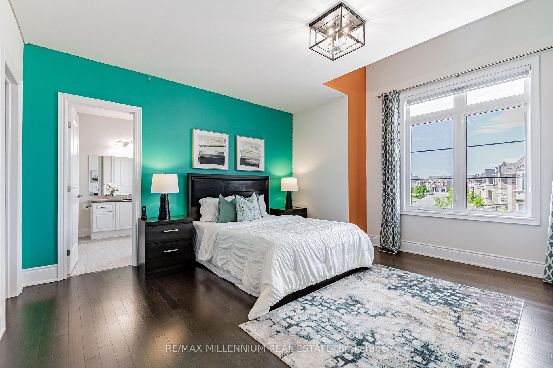 Photo 13 of 175 Woodgate Pines Drive, Vaughan, Kleinburg — HOMEH