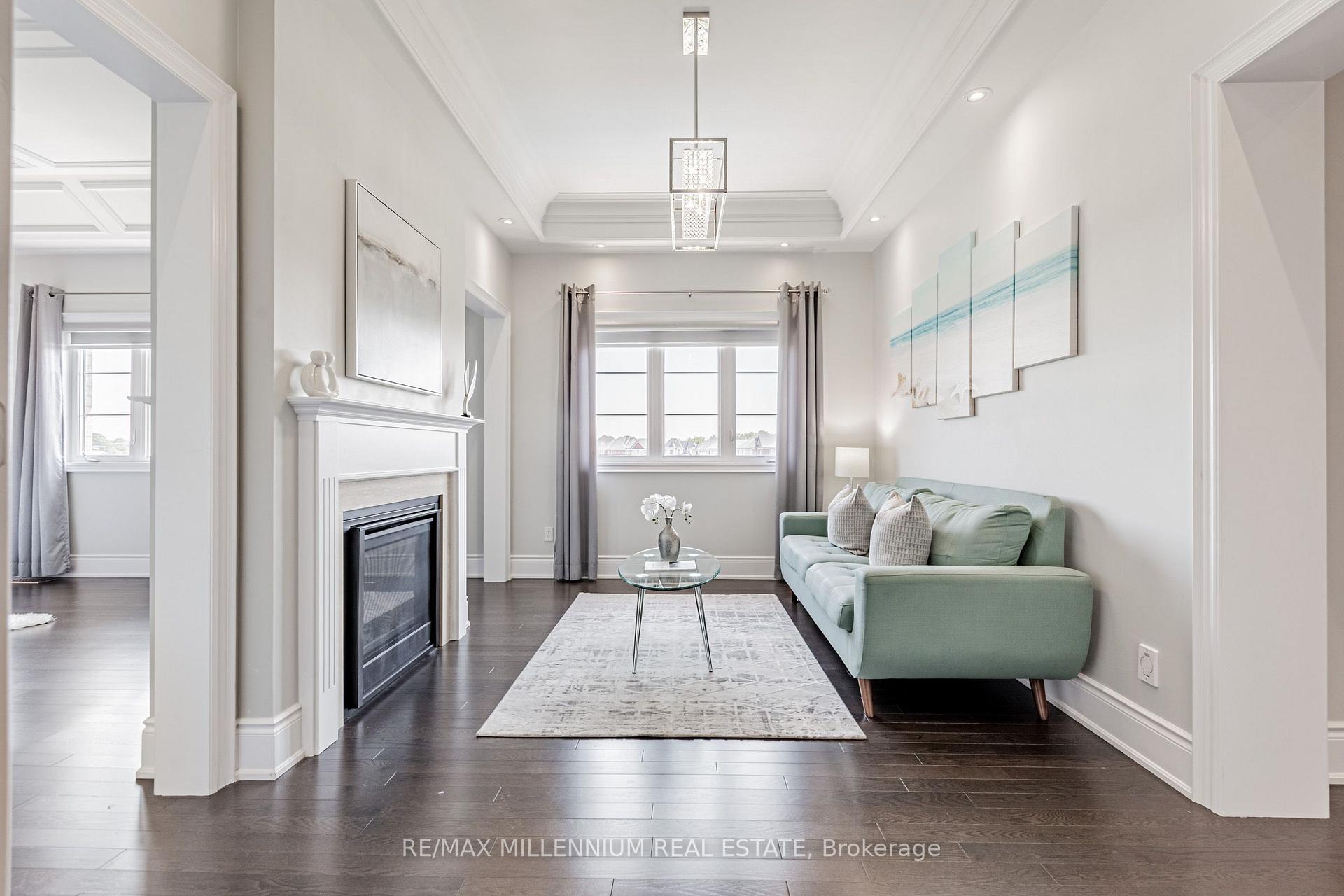 Photo 17 of 175 Woodgate Pines Drive, Vaughan, Kleinburg — HOMEH