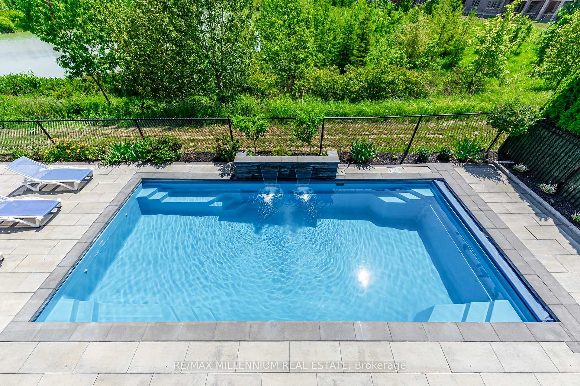 Photo 31 of 175 Woodgate Pines Drive, Vaughan, Kleinburg — HOMEH