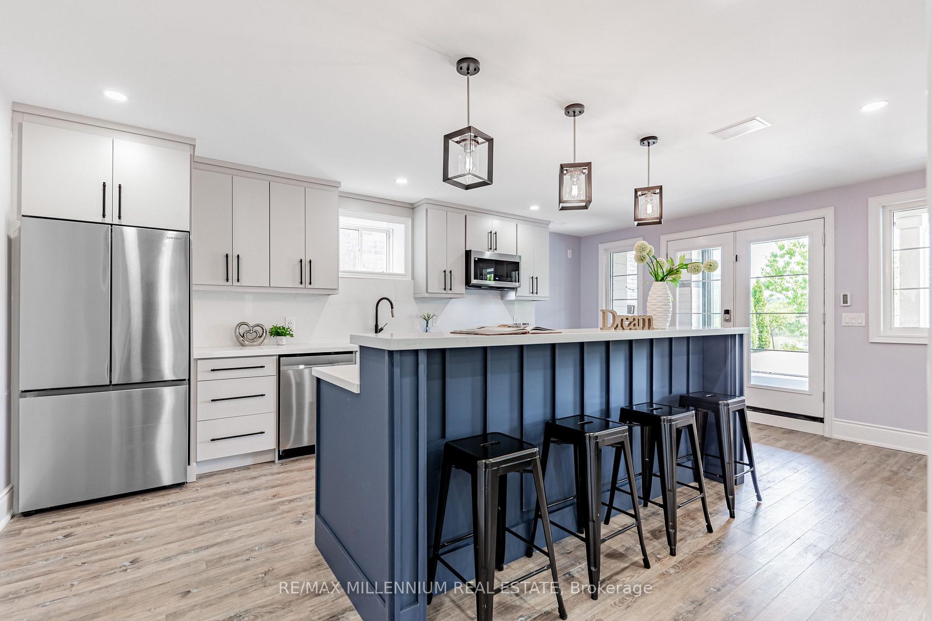 Photo 33 of 175 Woodgate Pines Drive, Vaughan, Kleinburg — HOMEH