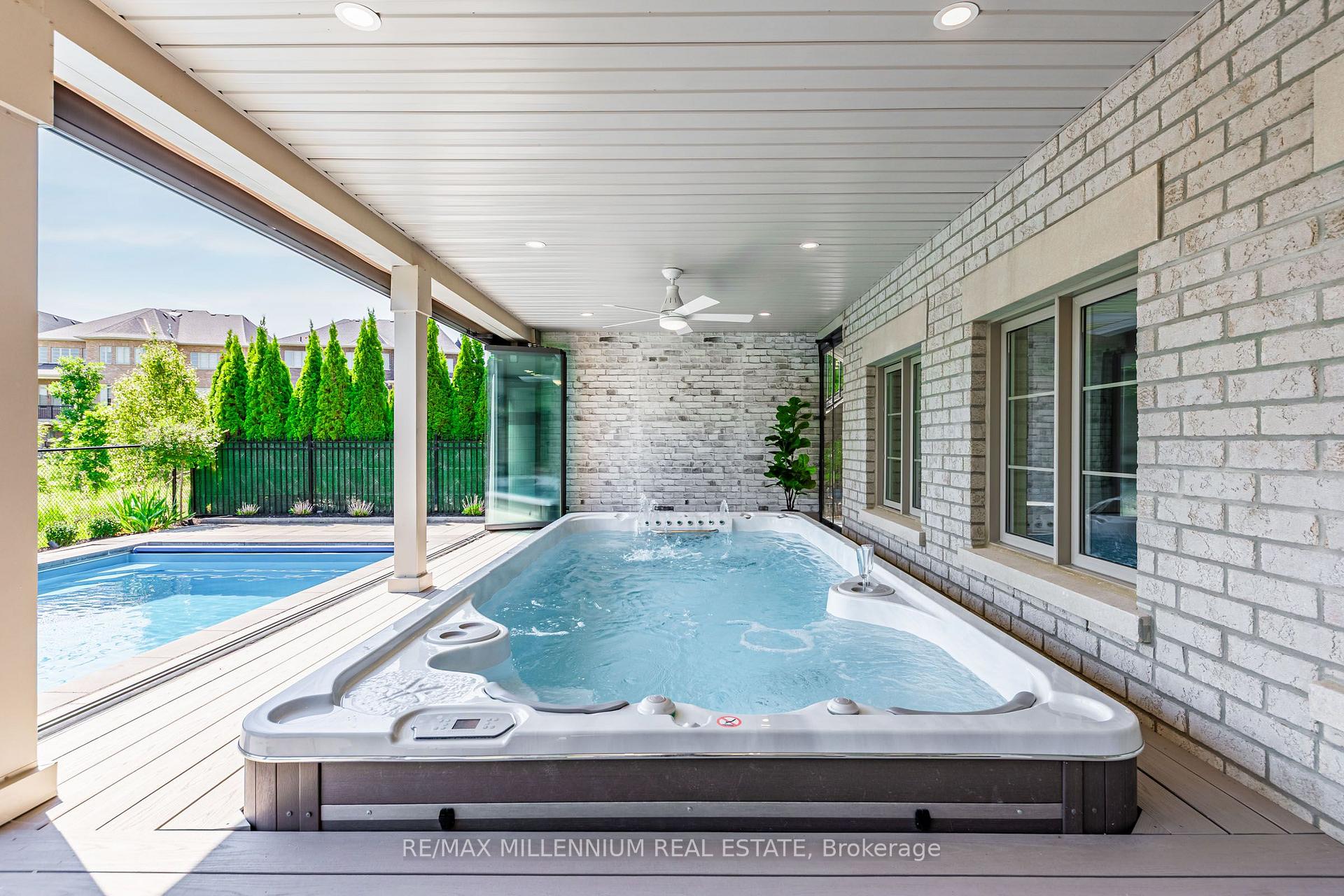 Photo 39 of 175 Woodgate Pines Drive, Vaughan, Kleinburg — HOMEH