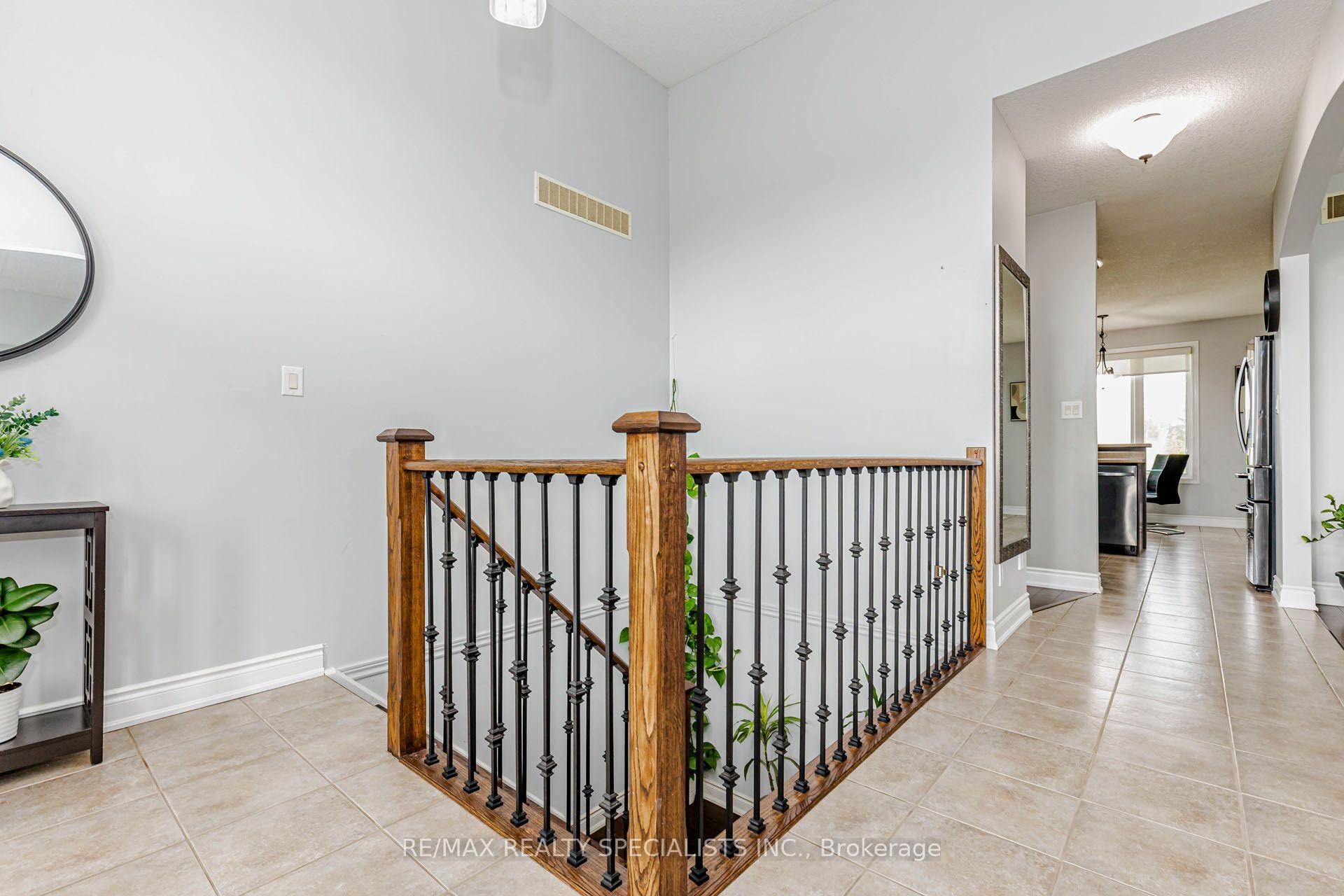 Photo 13 of 7 Snyder Court, Norwich, Burgessville — HOMEH