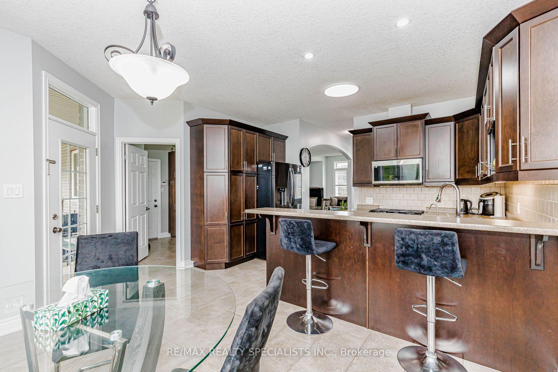 Photo 36 of 7 Snyder Court, Norwich, Burgessville — HOMEH