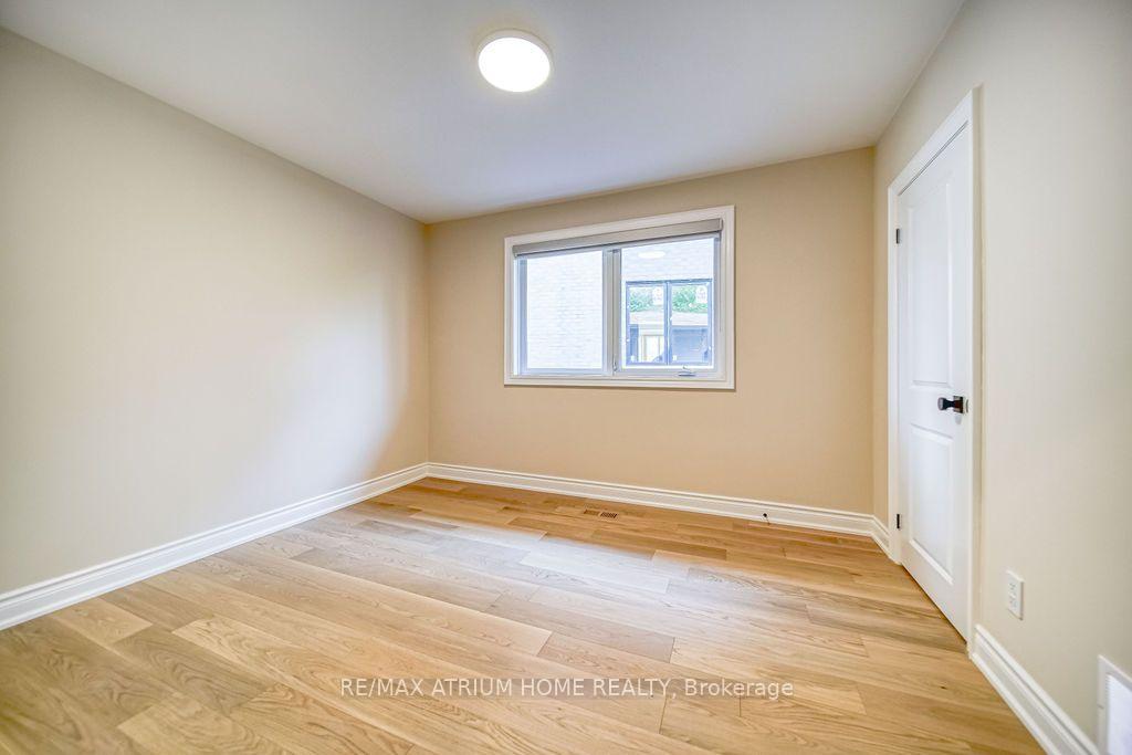 Photo 10 of 4 Palomino Crescent, North York, Bayview Village — HOMEH