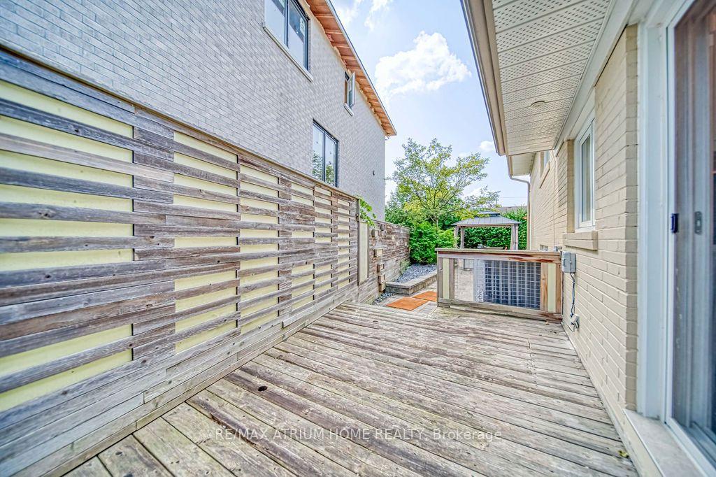 Photo 22 of 4 Palomino Crescent, North York, Bayview Village — HOMEH