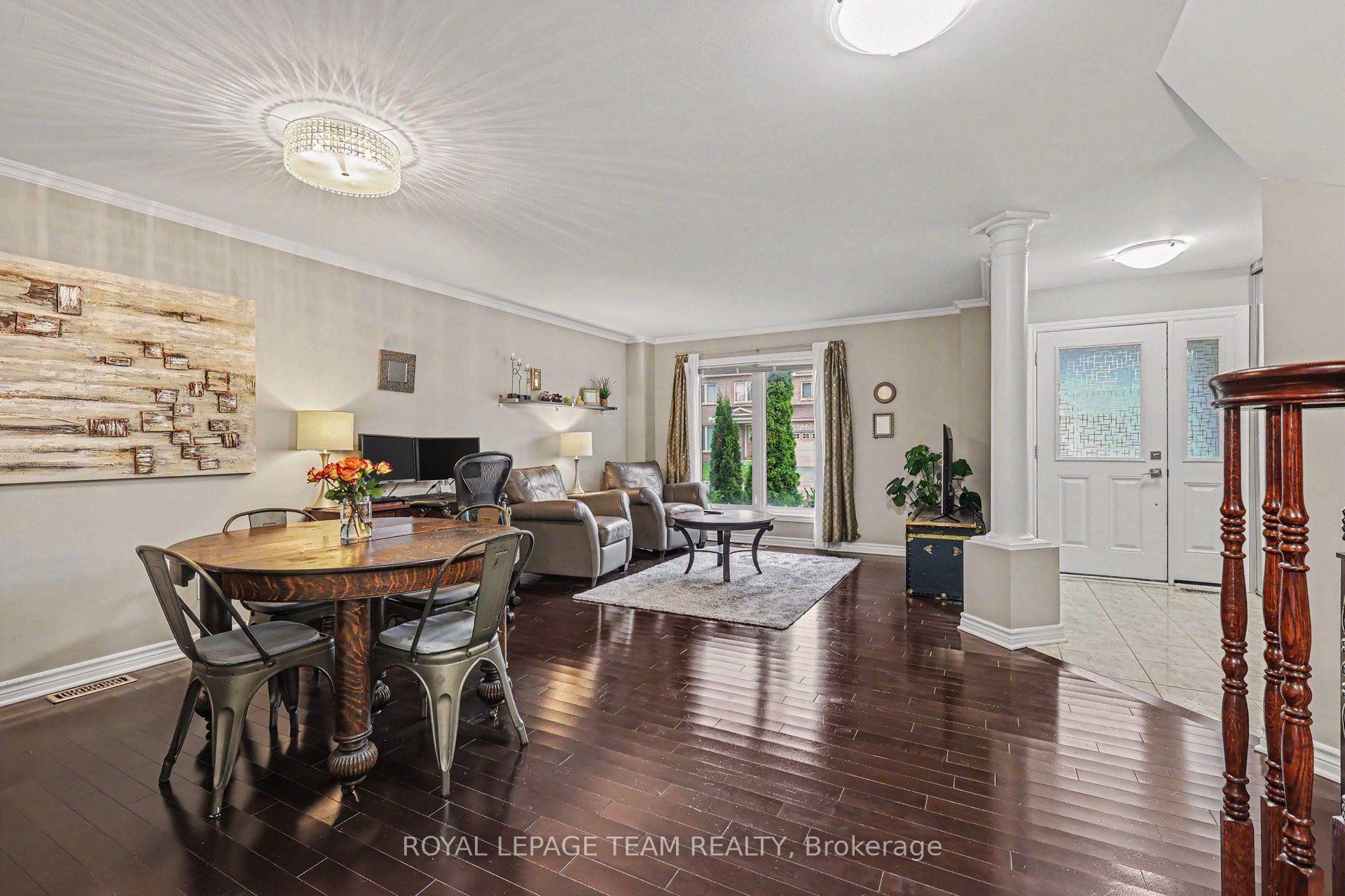 Photo 4 of 414 Abbeydale Circle, Ottawa, Kanata - Morgan's Grant/South March — HOMEH
