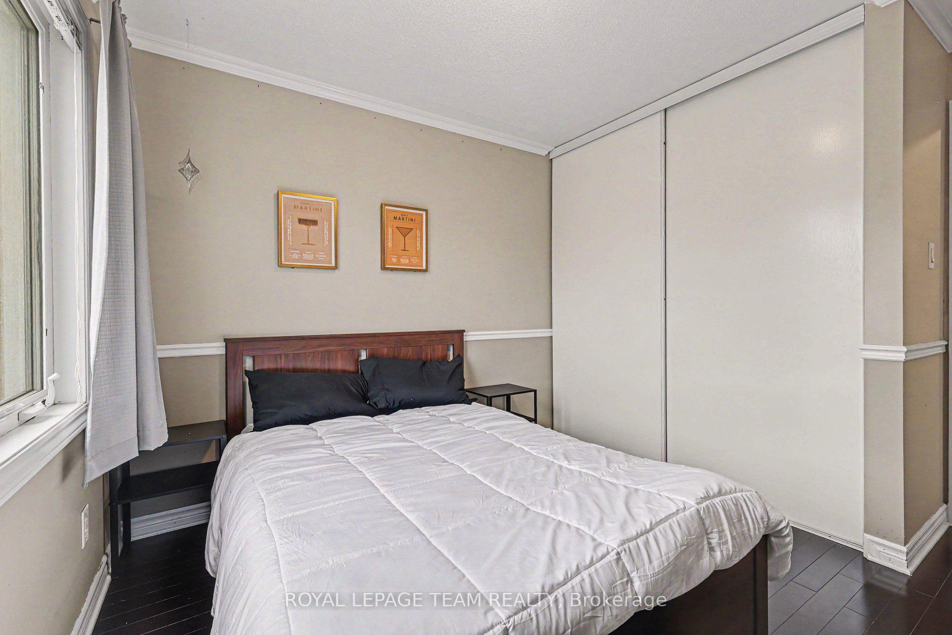 Photo 27 of 414 Abbeydale Circle, Ottawa, Kanata - Morgan's Grant/South March — HOMEH