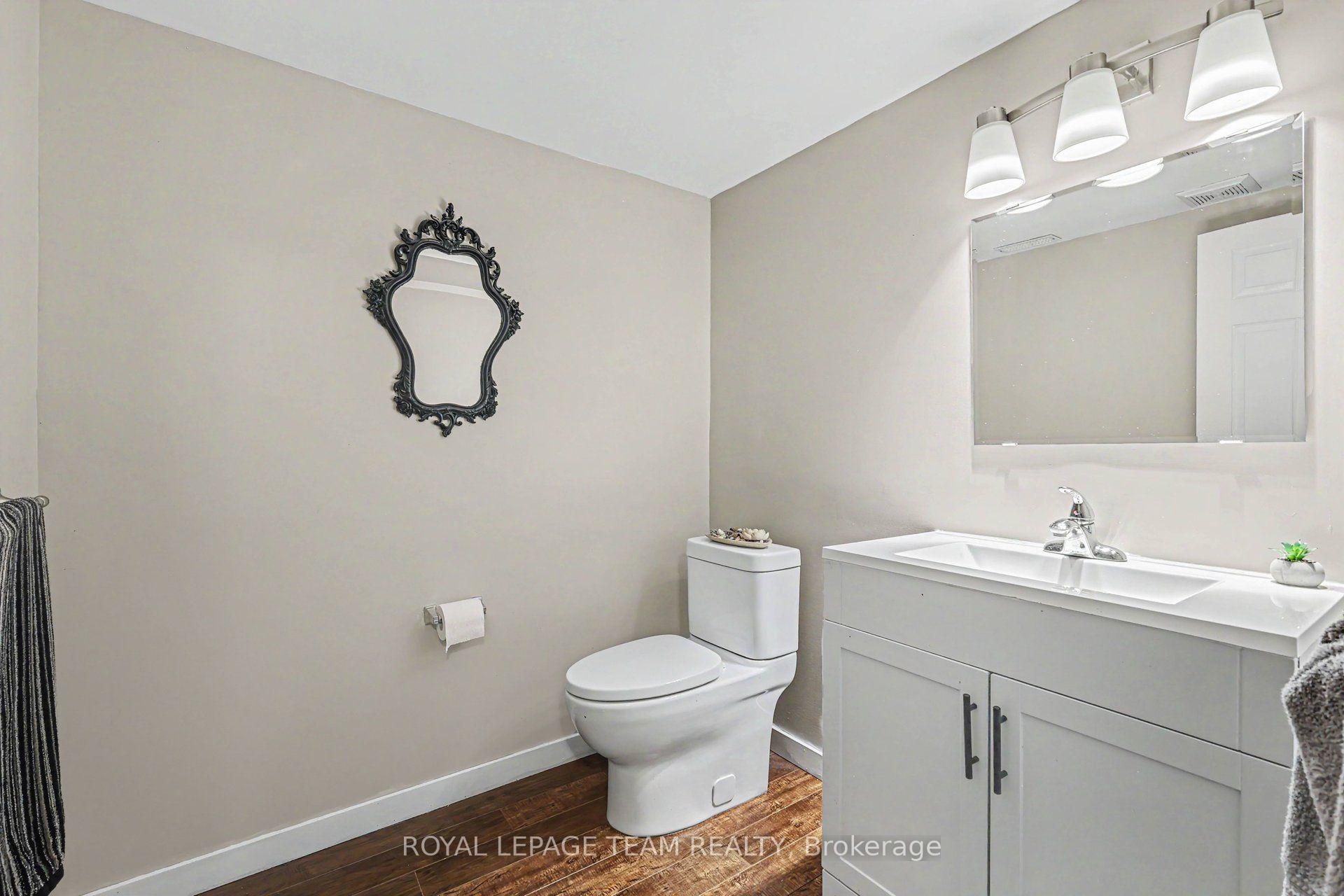 Photo 34 of 414 Abbeydale Circle, Ottawa, Kanata - Morgan's Grant/South March — HOMEH