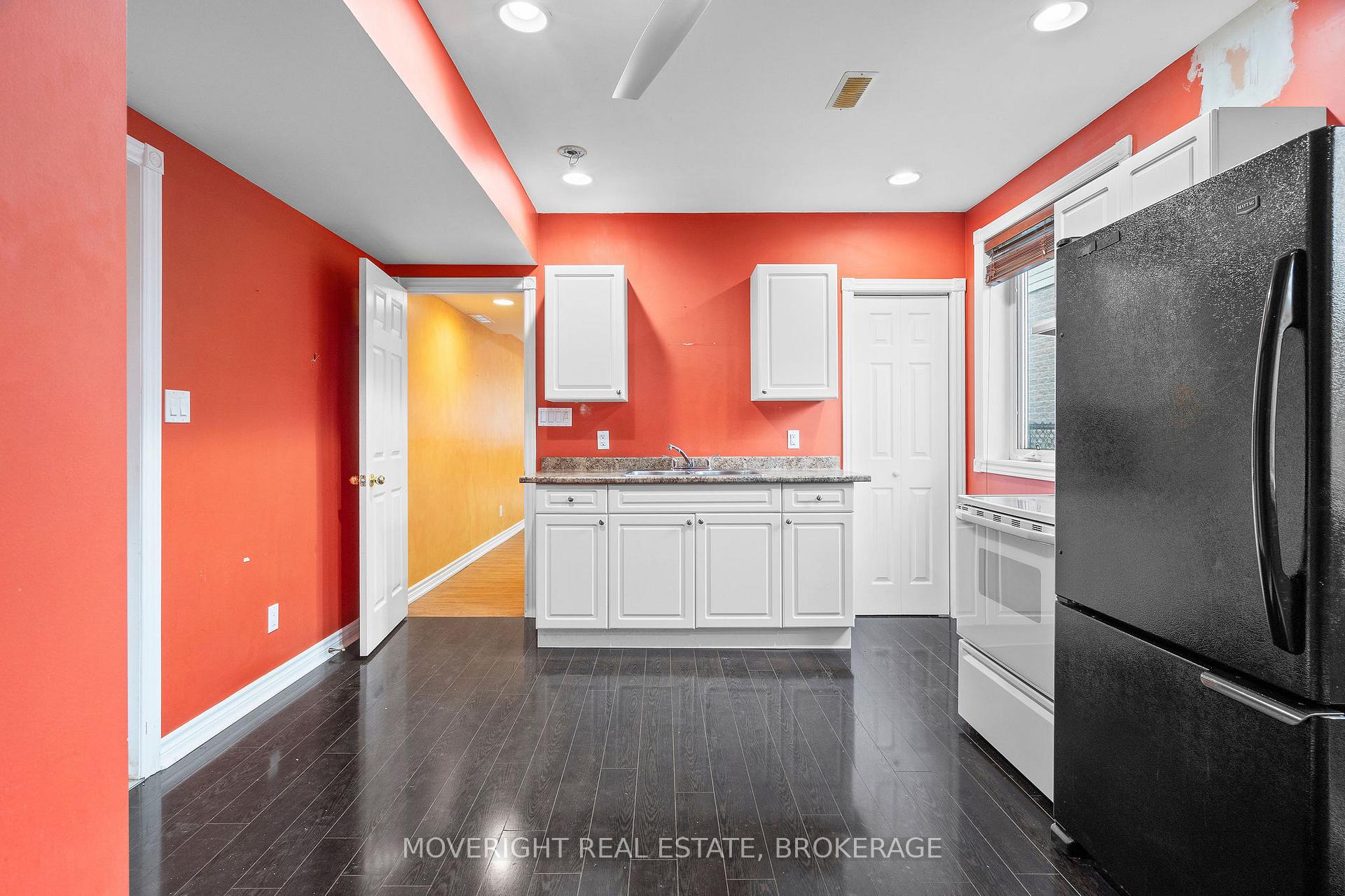 Photo 8 of 12 A Third Ave Louth, St. Catharines, Grapeview — HOMEH