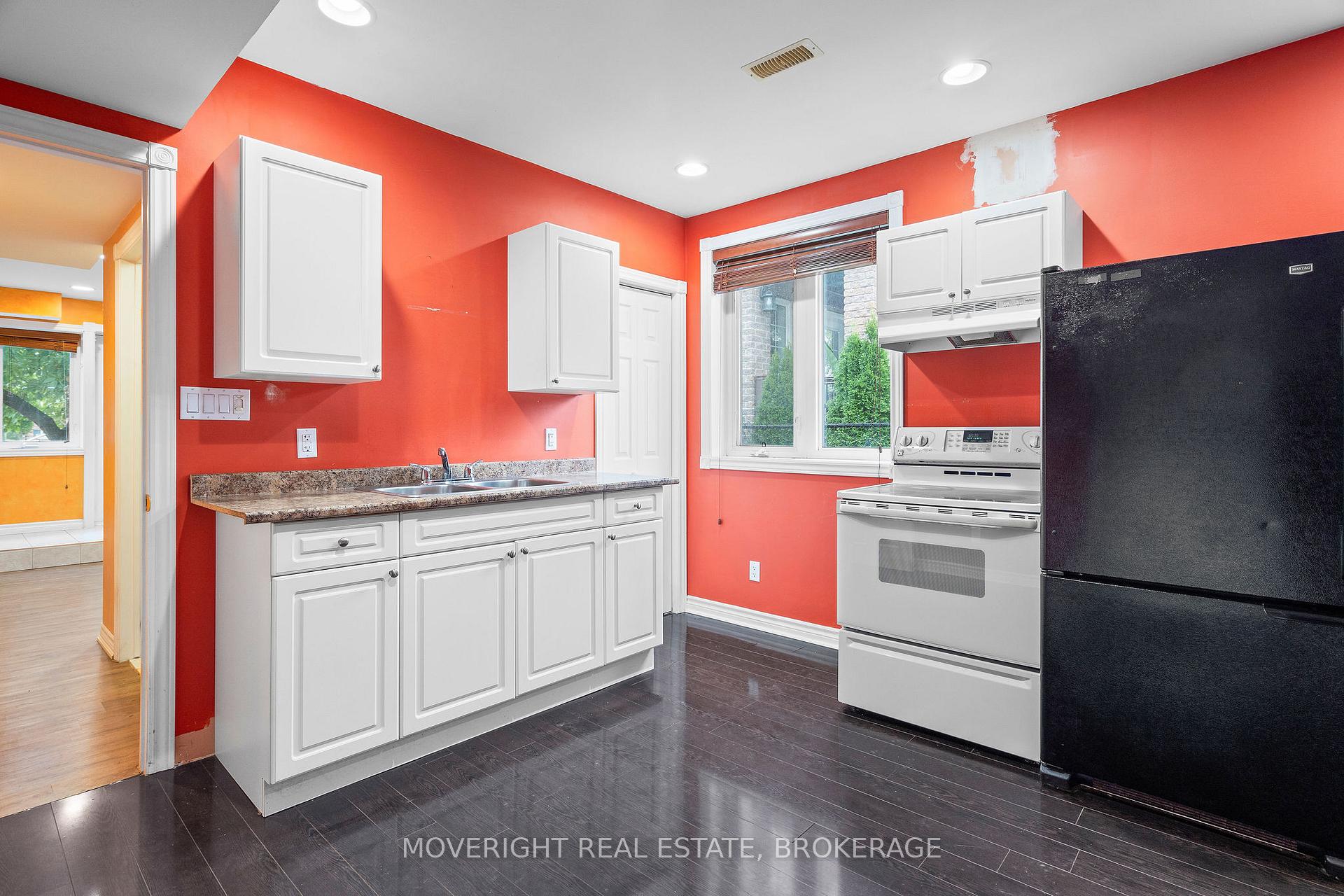 Photo 9 of 12 A Third Ave Louth, St. Catharines, Grapeview — HOMEH