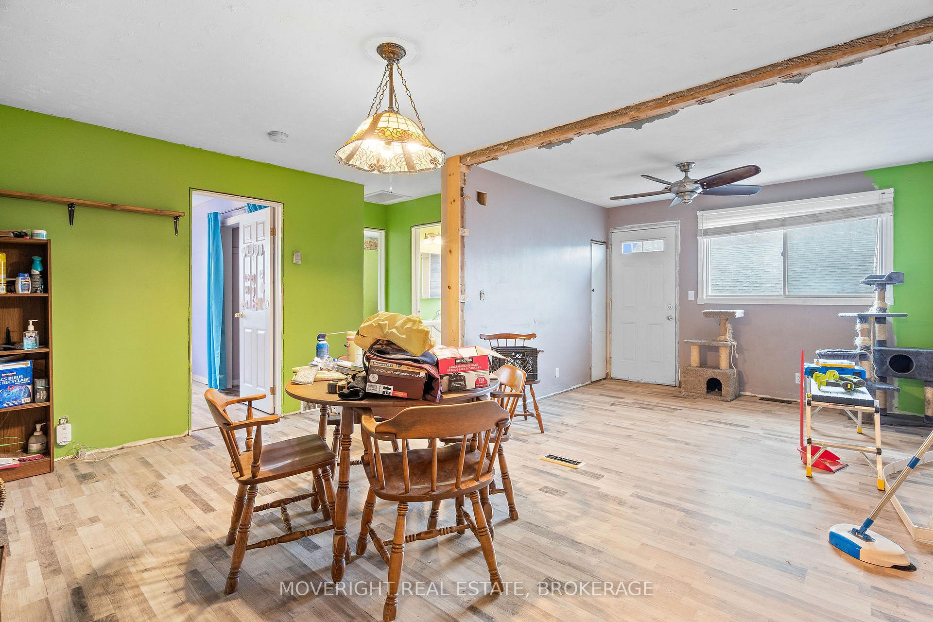 Photo 18 of 12 A Third Ave Louth, St. Catharines, Grapeview — HOMEH