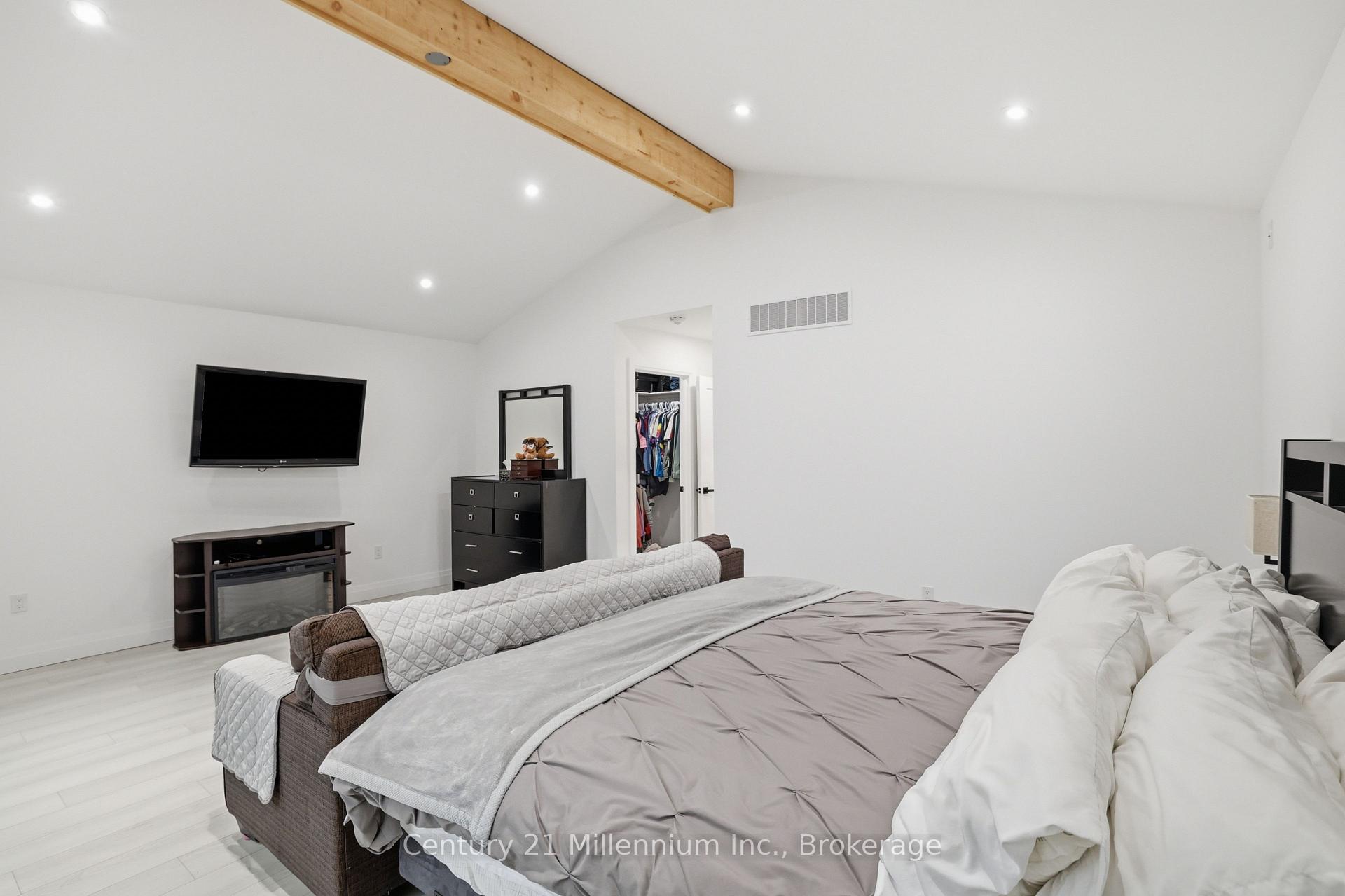 Photo 32 of 113 Smallman Drive, Wasaga Beach — HOMEH