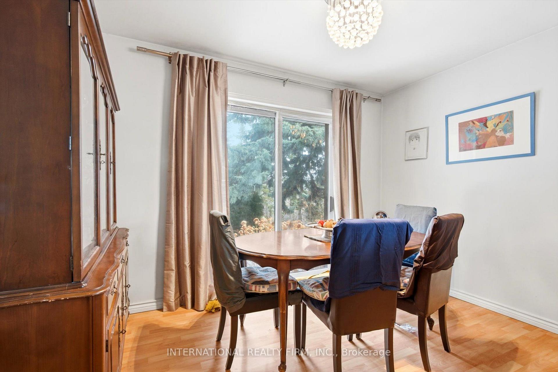 Photo 6 of 84 Hadrian Drive, Etobicoke, Elms-Old Rexdale — HOMEH