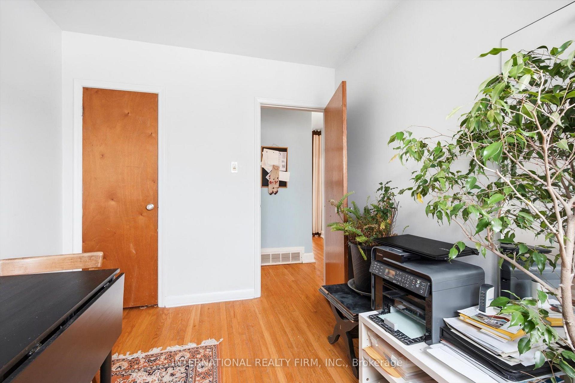 Photo 16 of 84 Hadrian Drive, Etobicoke, Elms-Old Rexdale — HOMEH