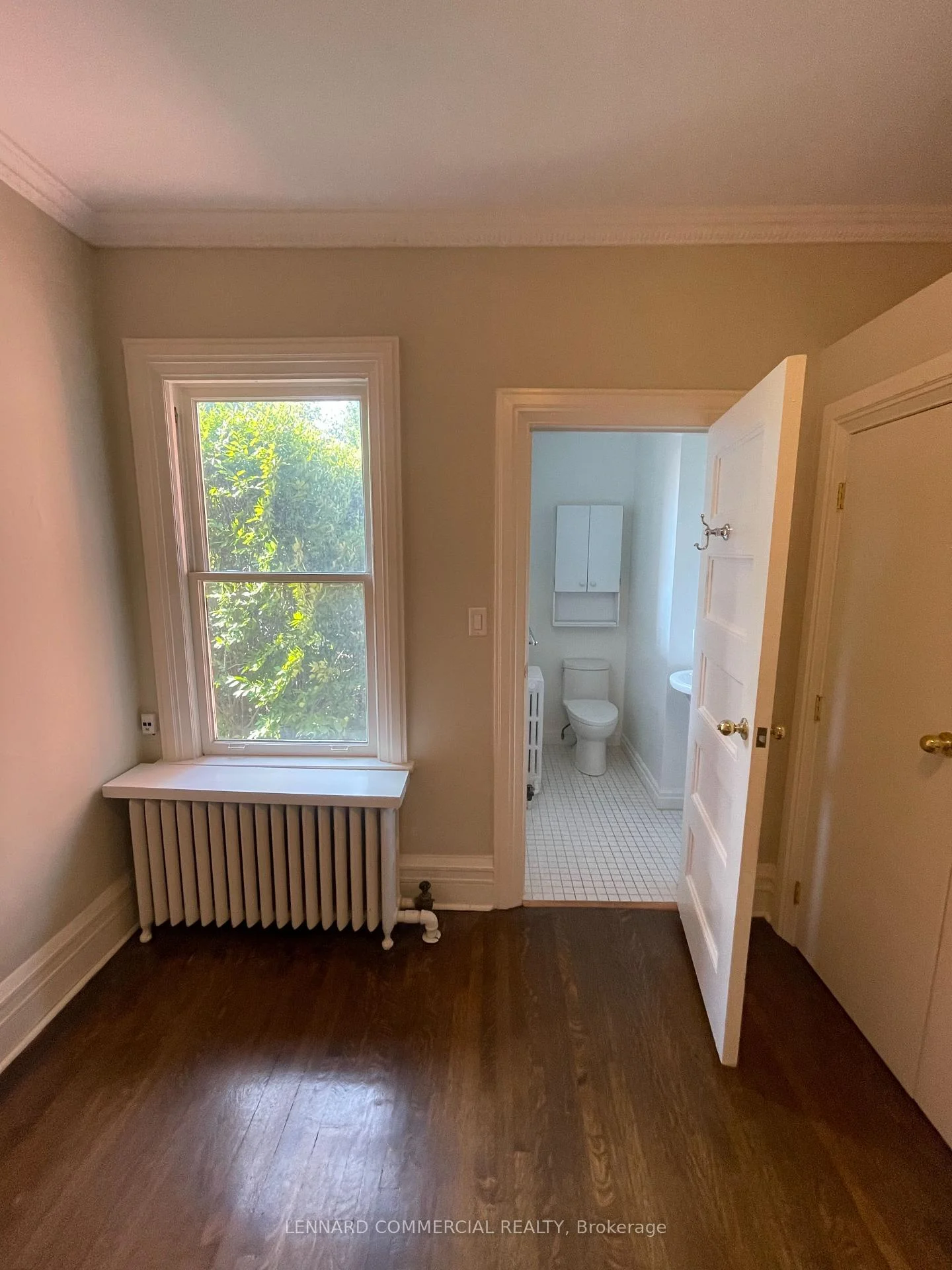 Photo 10 of Unit 5, 26 Elm Avenue, Toronto, Rosedale-Moore Park — HOMEH