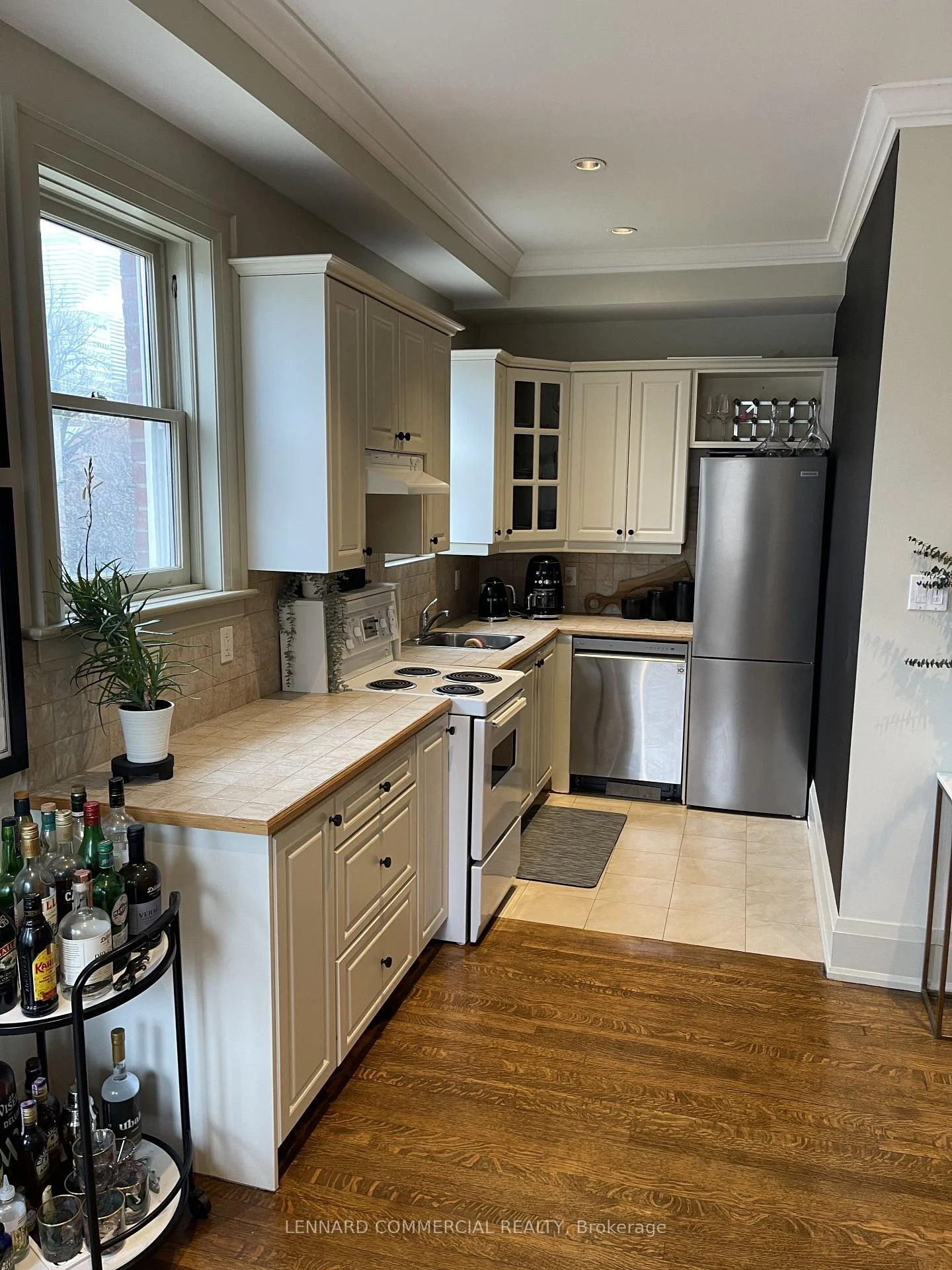 Photo 13 of Unit 5, 26 Elm Avenue, Toronto, Rosedale-Moore Park — HOMEH