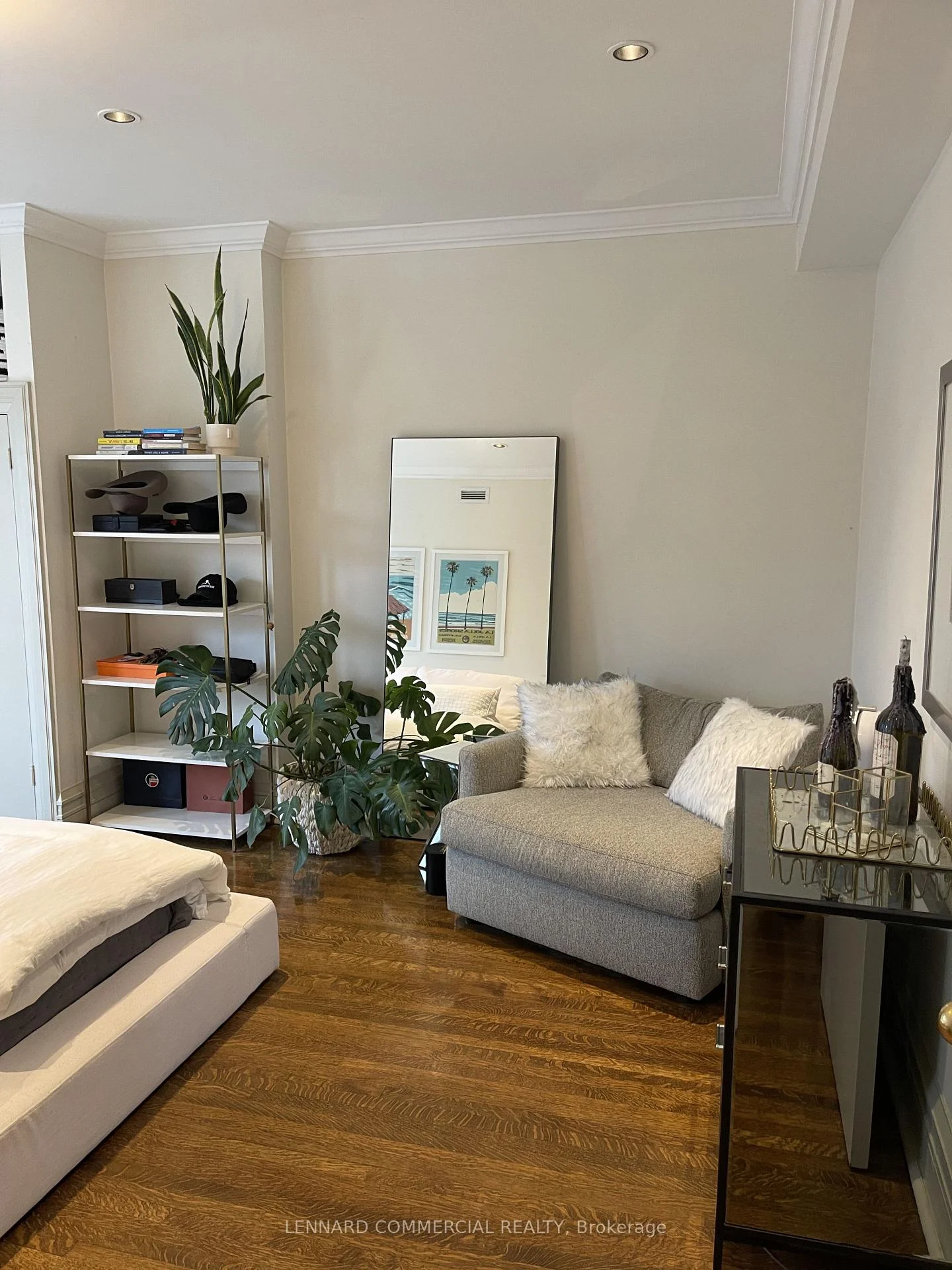 Photo 18 of Unit 5, 26 Elm Avenue, Toronto, Rosedale-Moore Park — HOMEH