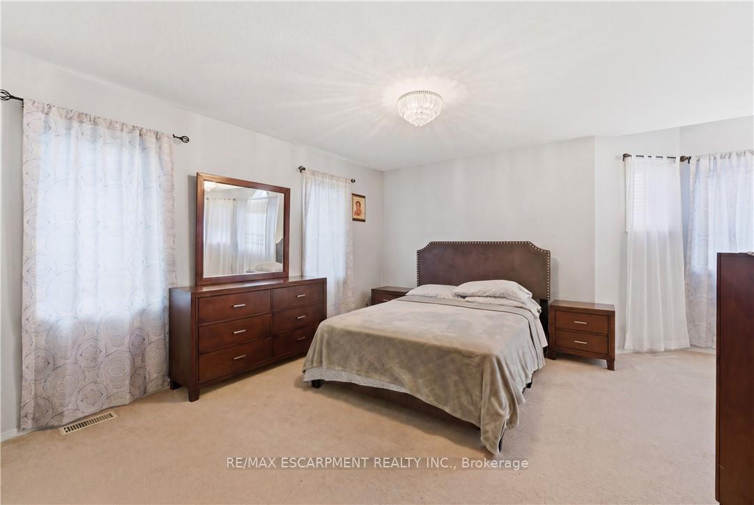 Photo 19 of 183 Daniels Street, Hamilton, Ancaster — HOMEH