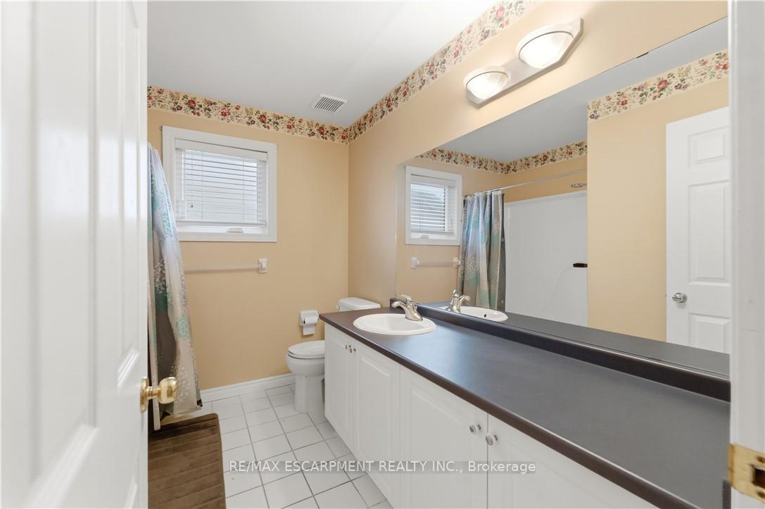 Photo 30 of 183 Daniels Street, Hamilton, Ancaster — HOMEH