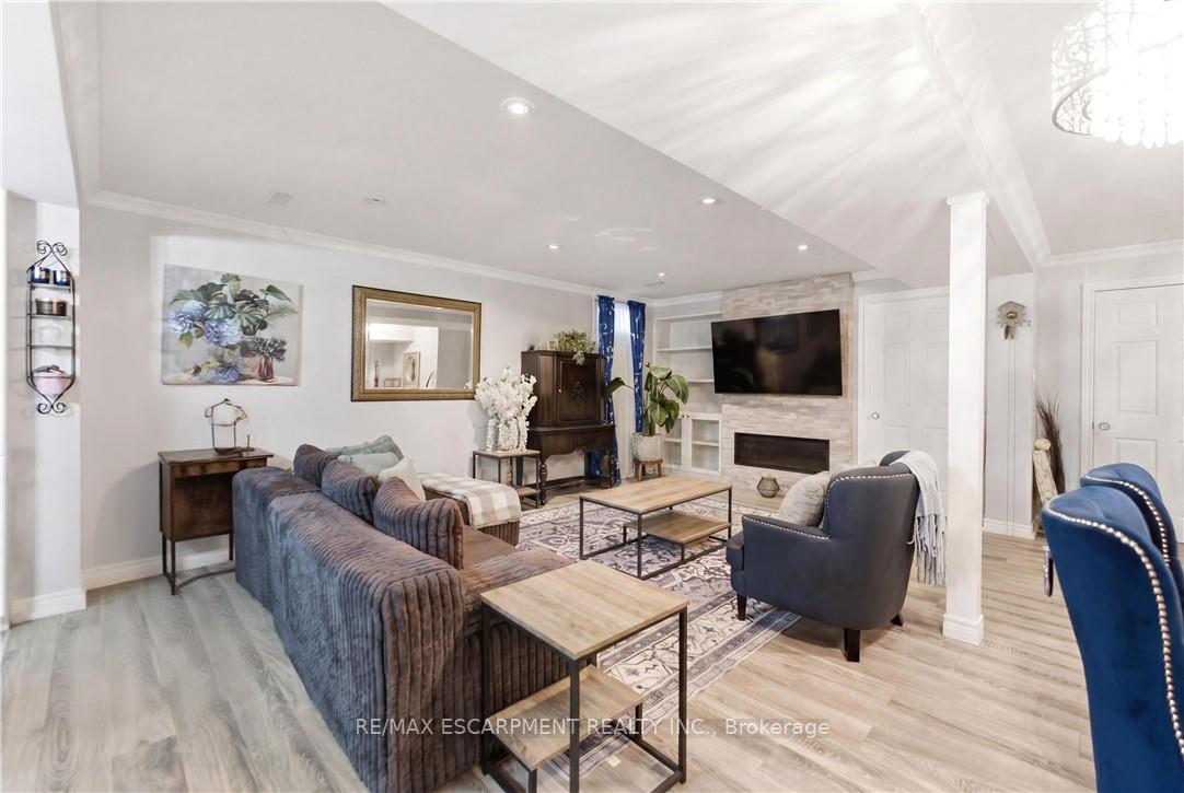 Photo 32 of 183 Daniels Street, Hamilton, Ancaster — HOMEH