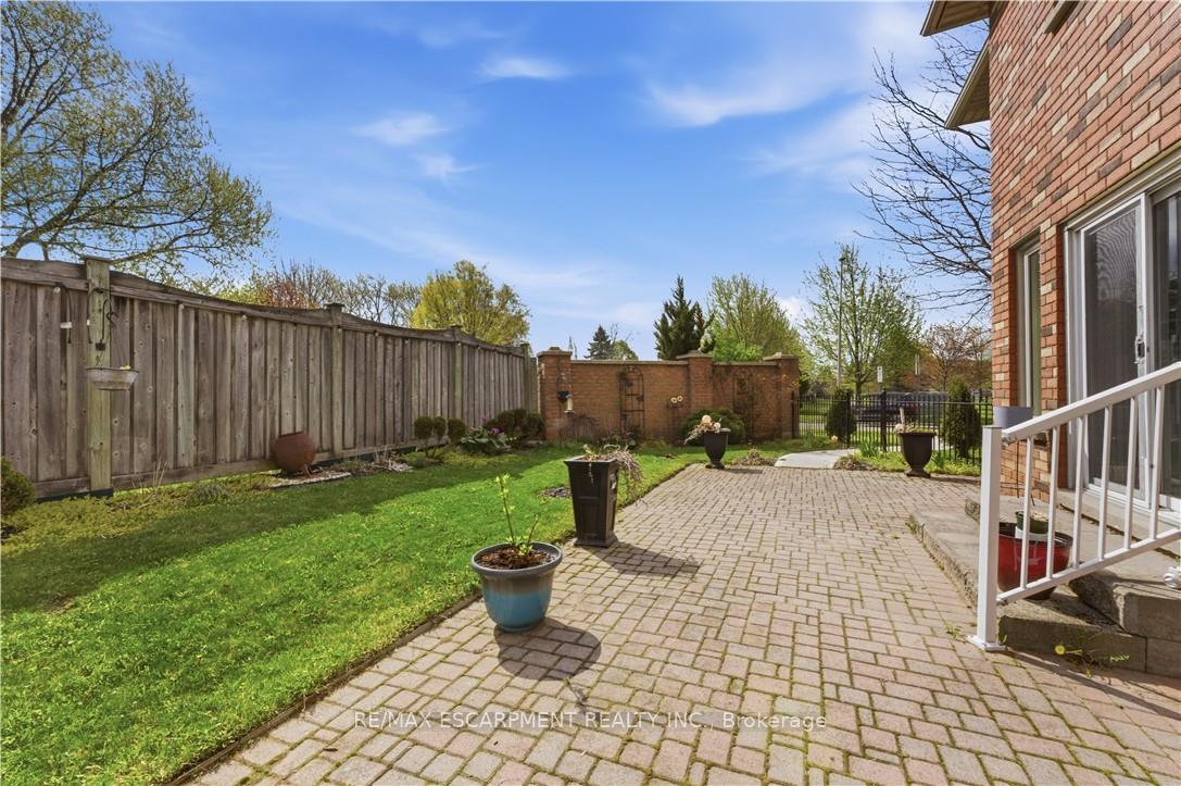 Photo 36 of 183 Daniels Street, Hamilton, Ancaster — HOMEH