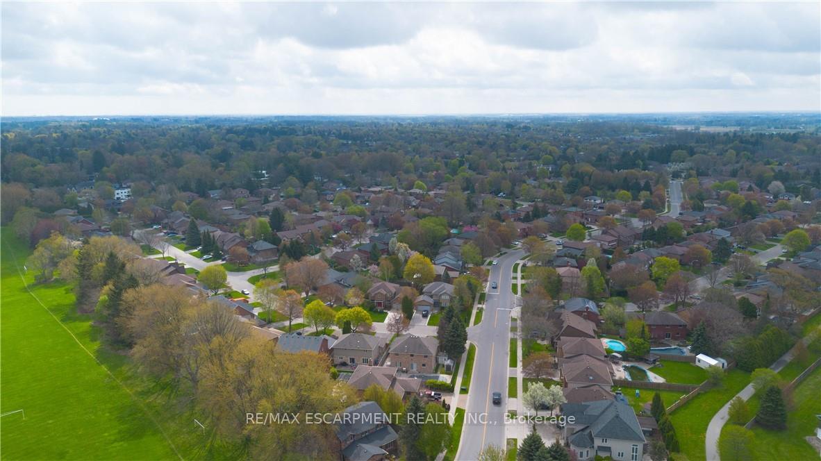 Photo 39 of 183 Daniels Street, Hamilton, Ancaster — HOMEH