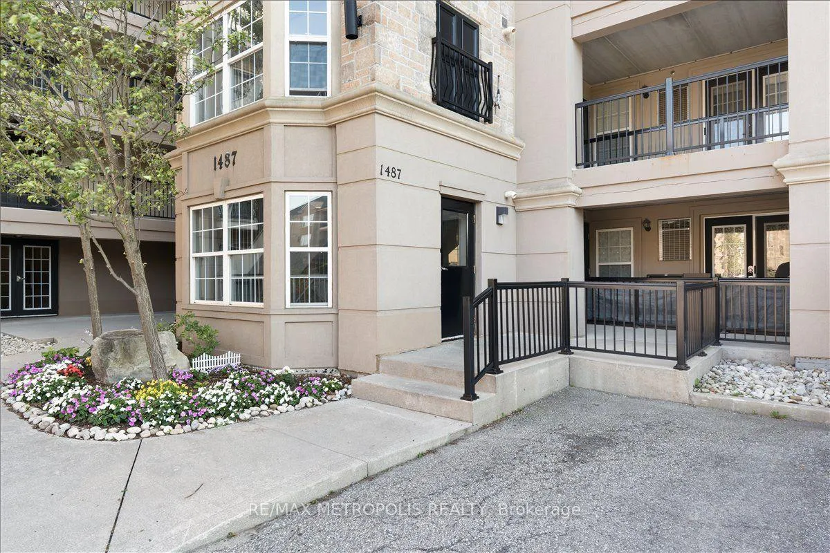 Photo 3 of Unit 307, 1487 Maple Avenue, Milton, Dempsey — HOMEH
