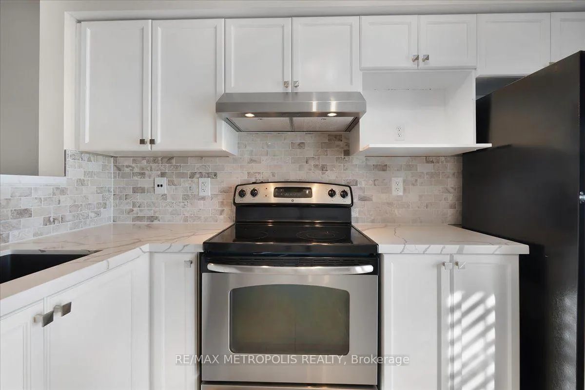 Photo 13 of Unit 307, 1487 Maple Avenue, Milton, Dempsey — HOMEH