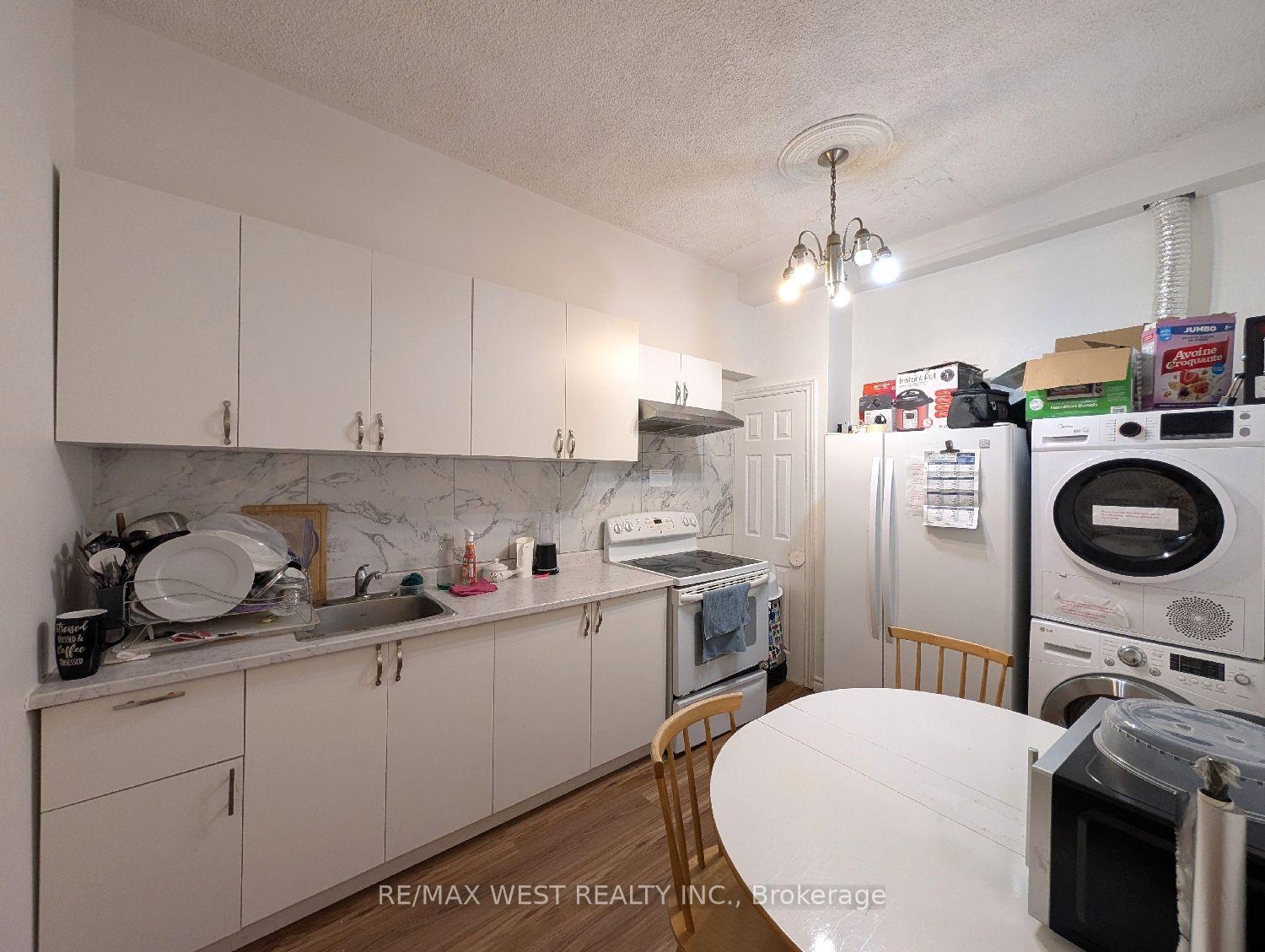 Photo 5 of Unit Apt 2, 1761 Keele Street, Toronto, Keelesdale-Eglinton West — HOMEH