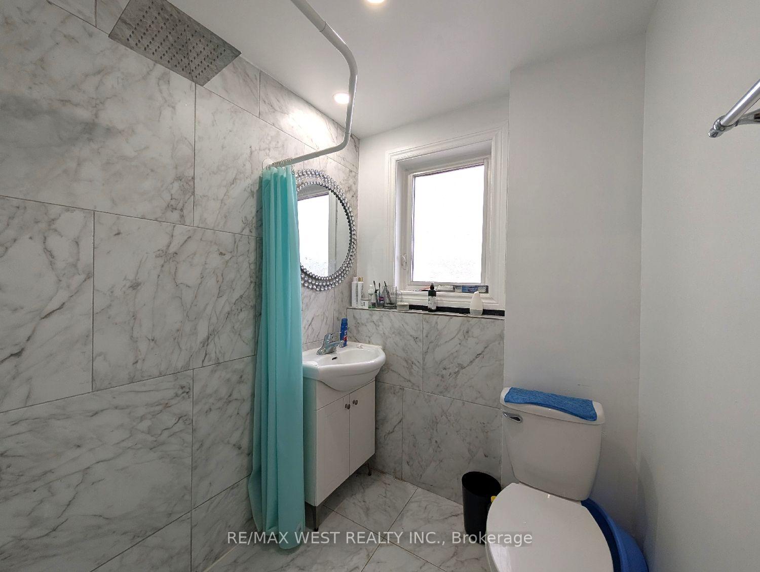 Photo 6 of Unit Apt 2, 1761 Keele Street, Toronto, Keelesdale-Eglinton West — HOMEH