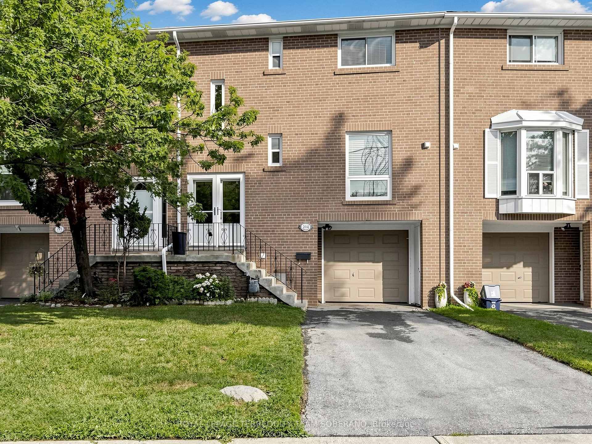 Photo 1 of Unit 214, 55 Rameau Drive, North York, Hillcrest Village — HOMEH