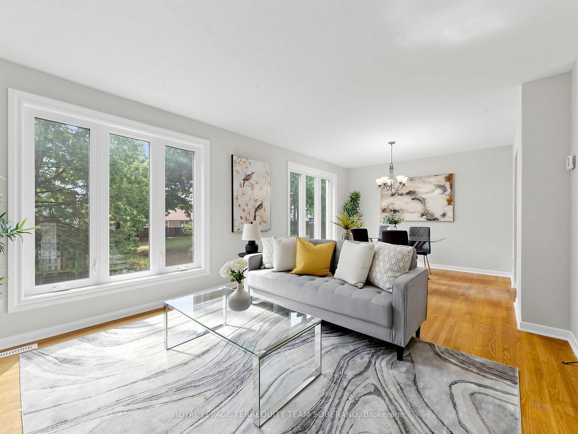 Photo 7 of Unit 214, 55 Rameau Drive, North York, Hillcrest Village — HOMEH