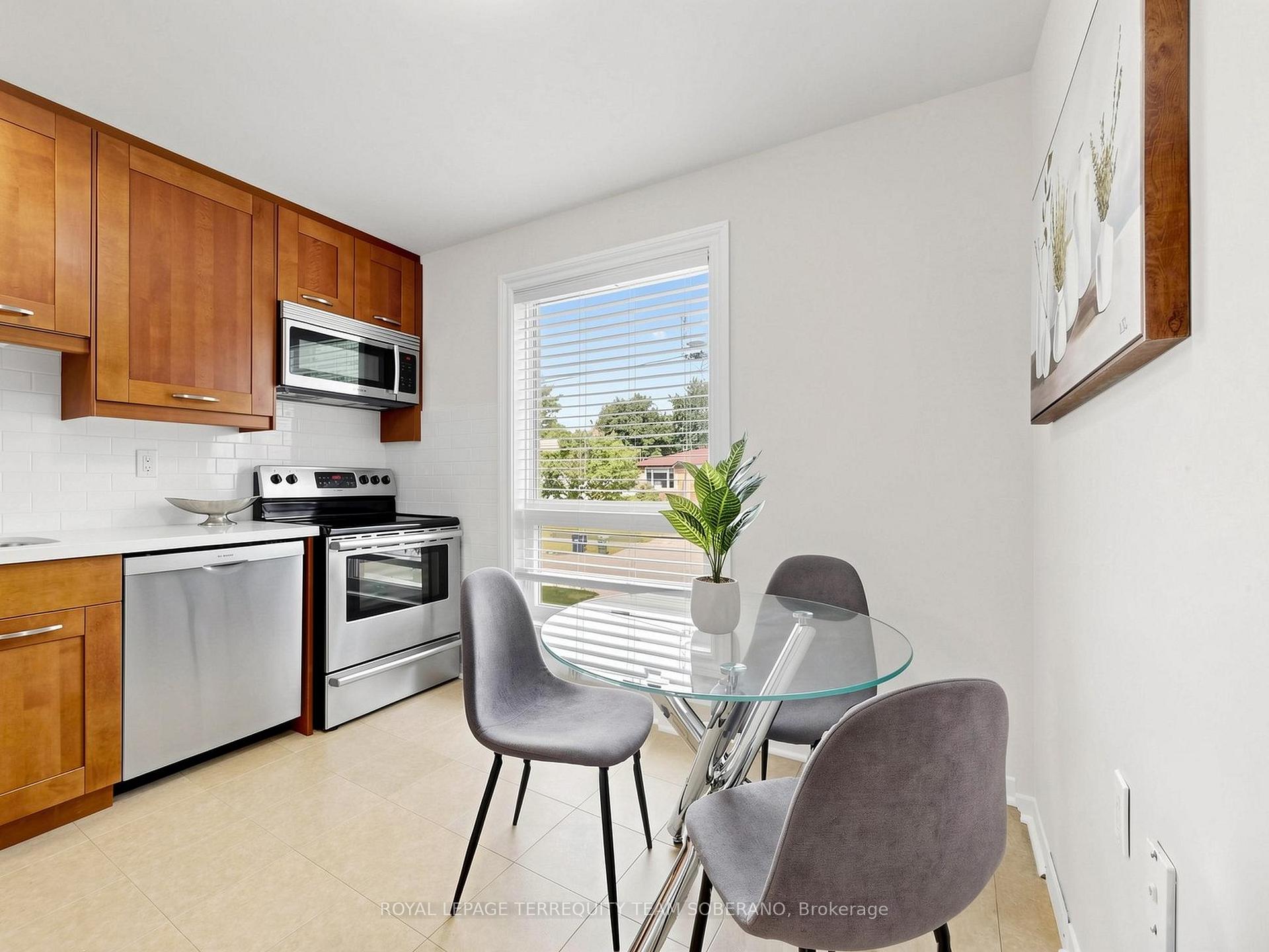 Photo 16 of Unit 214, 55 Rameau Drive, North York, Hillcrest Village — HOMEH