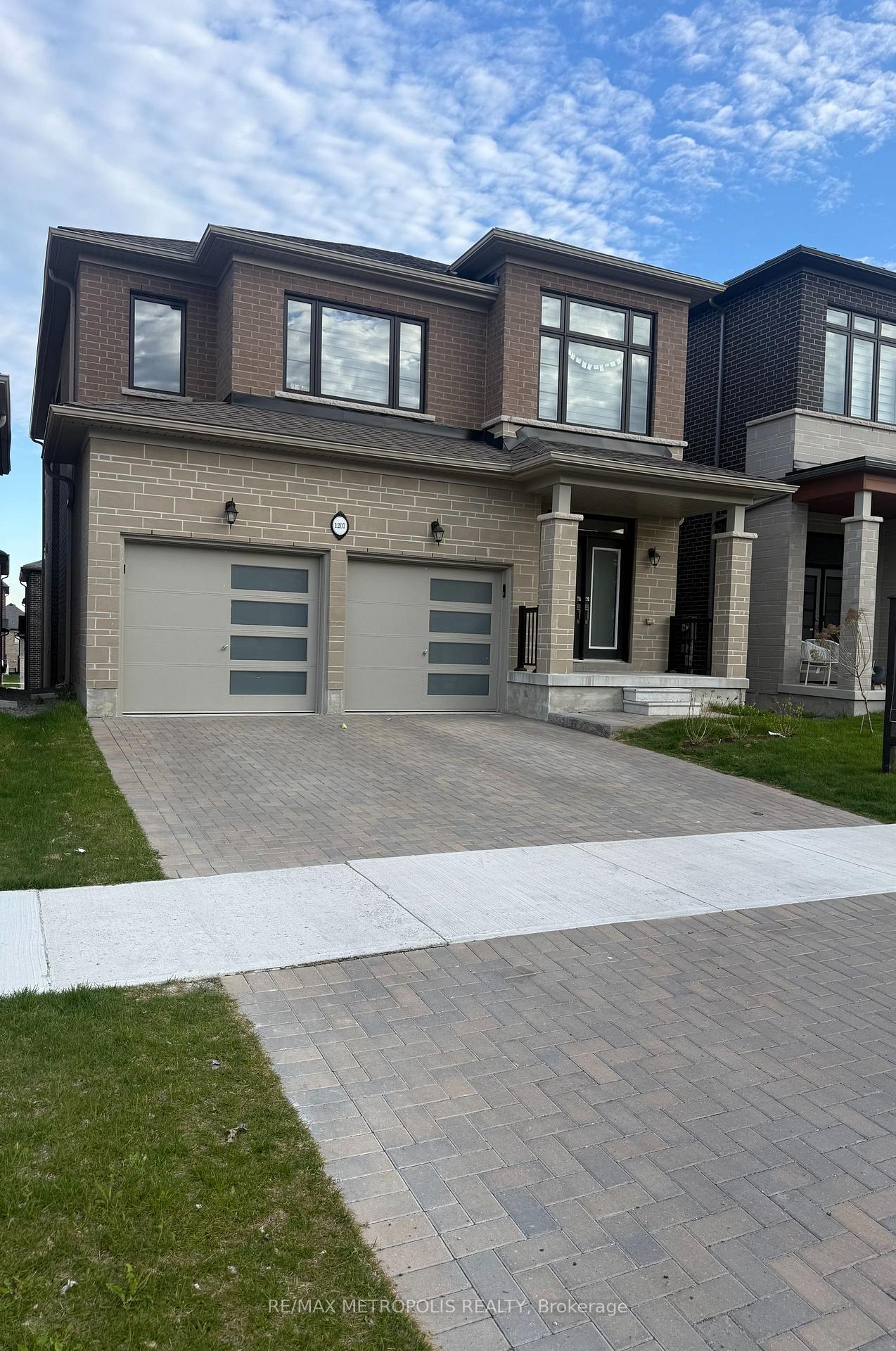 Photo 2 of 1207 Wilmington Avenue, Oshawa, Kedron — HOMEH