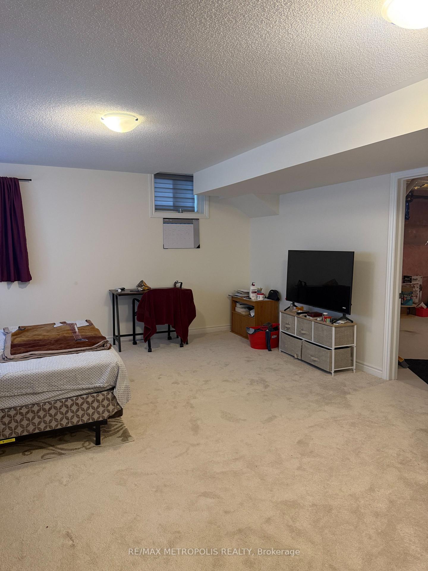 Photo 8 of 1207 Wilmington Avenue, Oshawa, Kedron — HOMEH