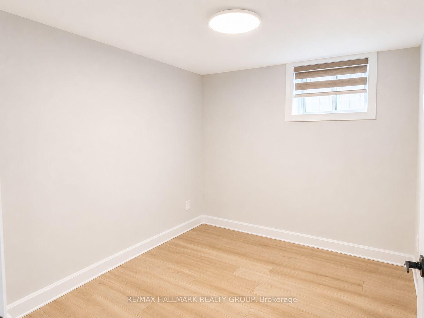 Photo 14 of 735 Borthwick Avenue, Ottawa, Castle Heights/Rideau High — HOMEH