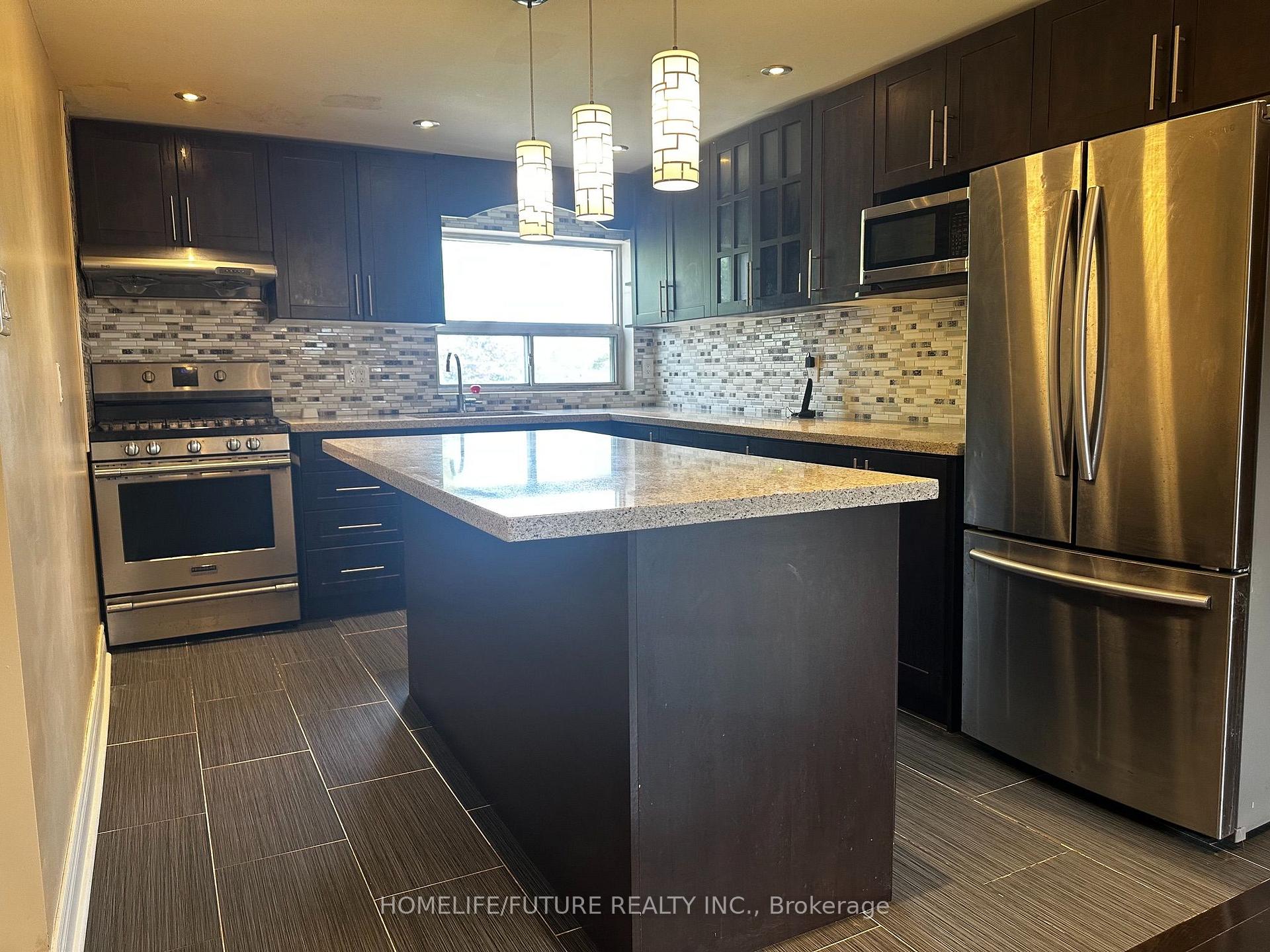 Photo 6 of 350 Eulalie Avenue, Oshawa, Central — HOMEH