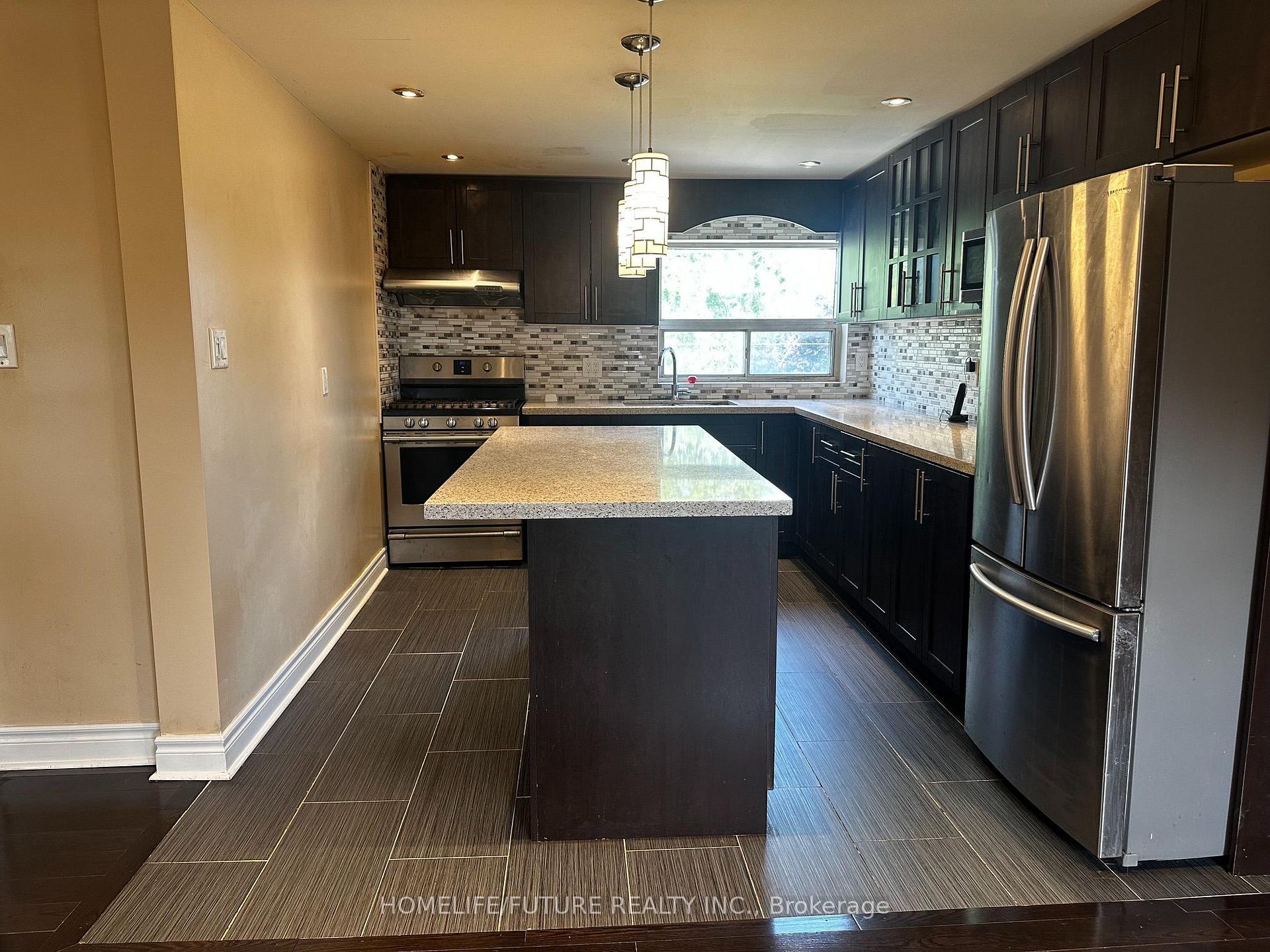 Photo 7 of 350 Eulalie Avenue, Oshawa, Central — HOMEH