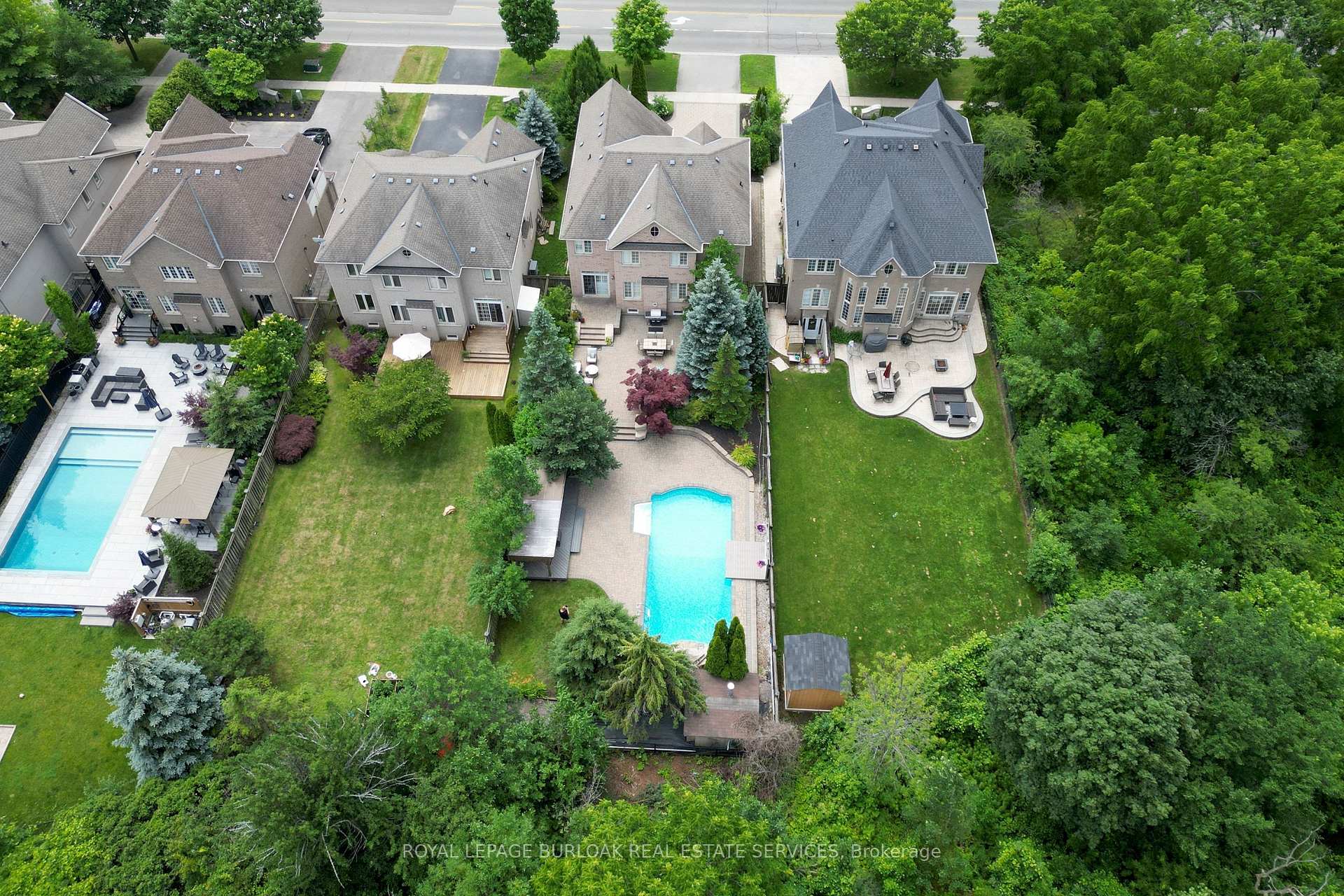 Photo 49 of 215 Burloak Drive, Oakville, Bronte — HOMEH