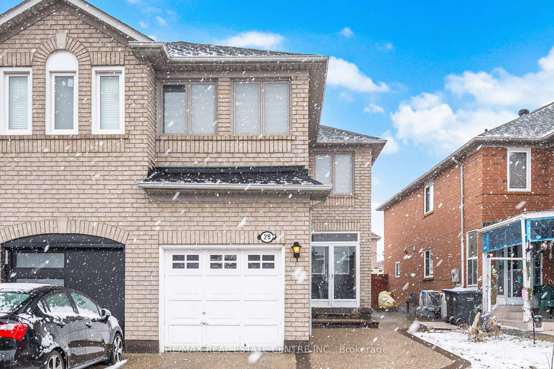 Photo 1 of 28 Mount Fuji Crescent, Brampton, Sandringham-Wellington — HOMEH