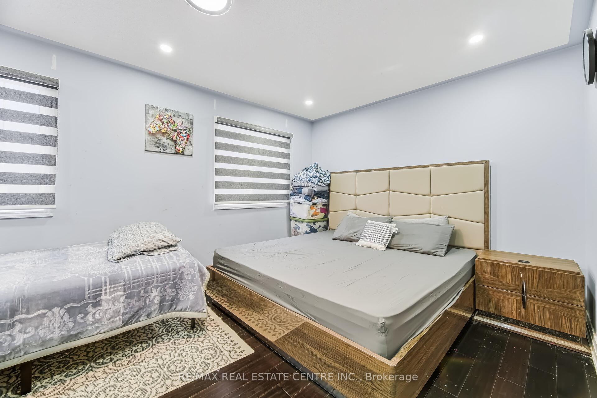 Photo 25 of 28 Mount Fuji Crescent, Brampton, Sandringham-Wellington — HOMEH