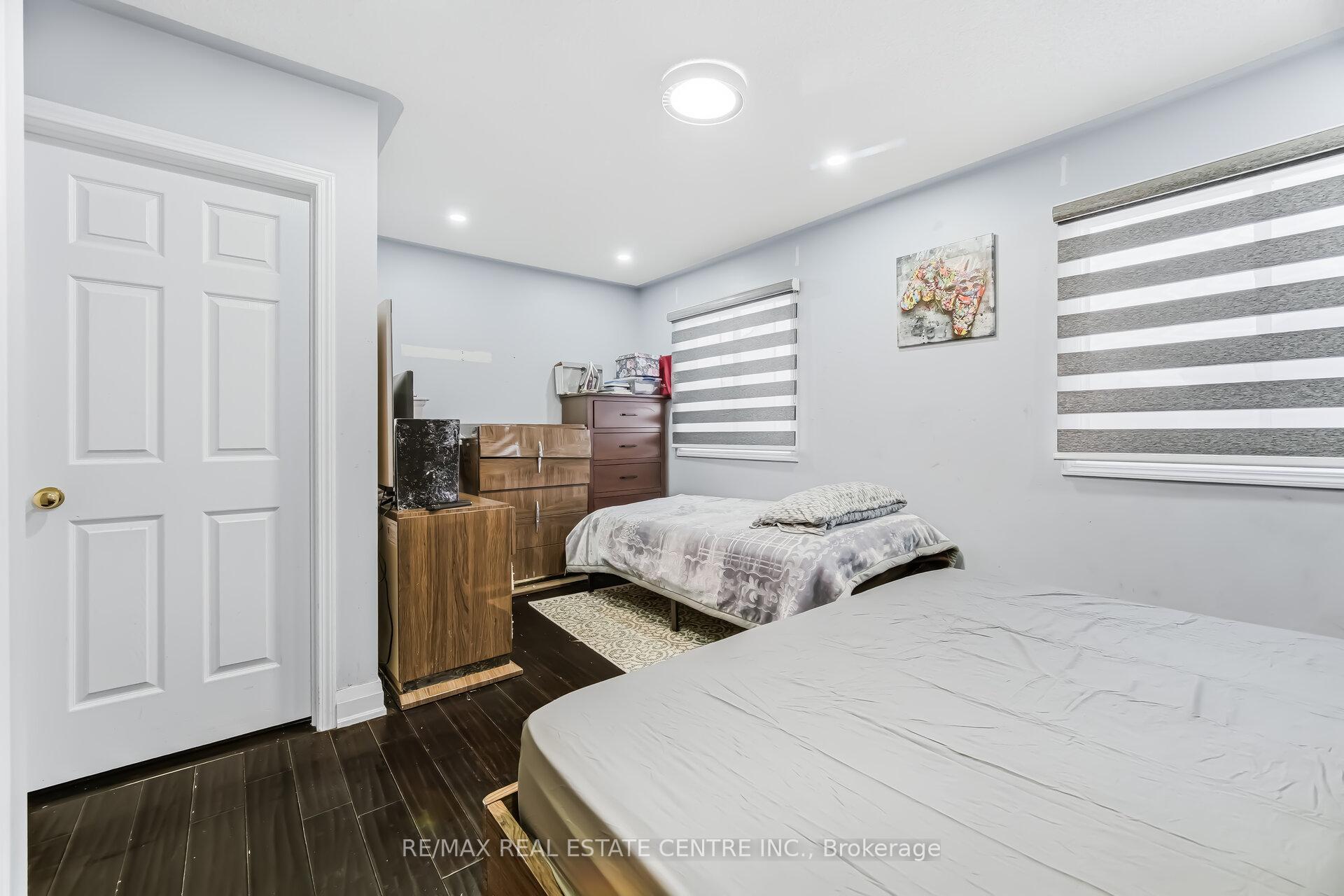 Photo 26 of 28 Mount Fuji Crescent, Brampton, Sandringham-Wellington — HOMEH